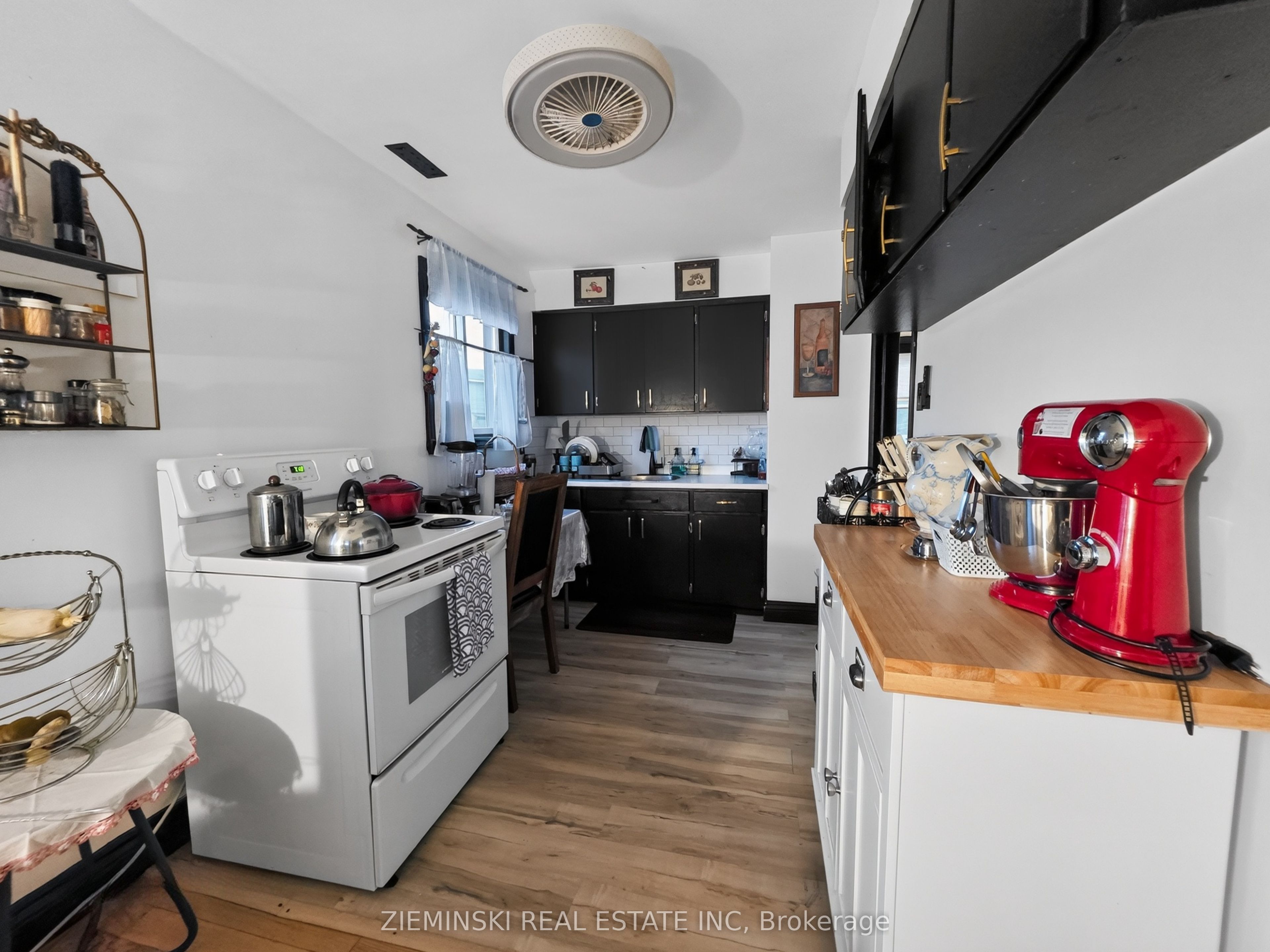 1 Bowman Avenue Property Photo 5