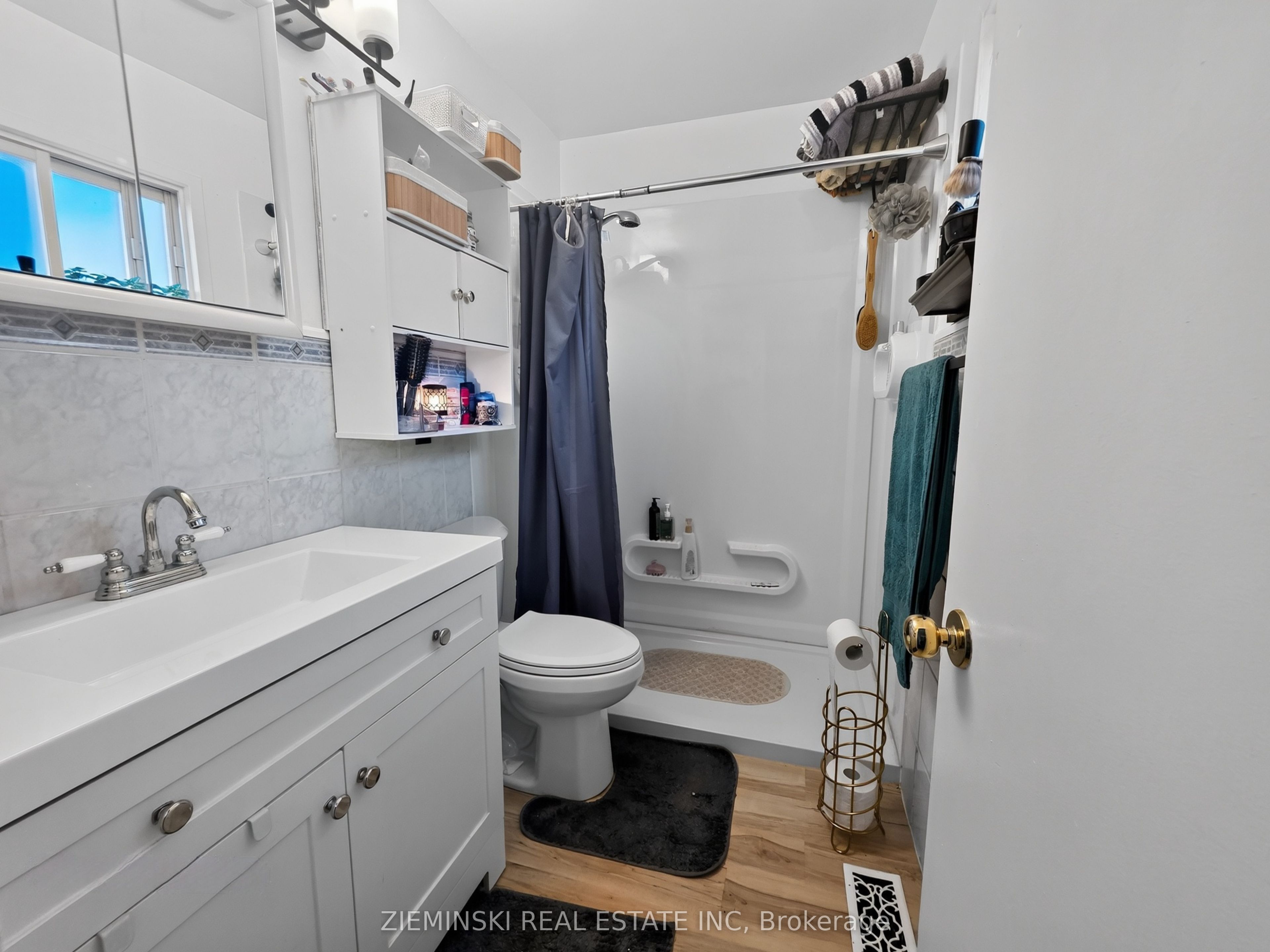 1 Bowman Avenue Property Photo 7