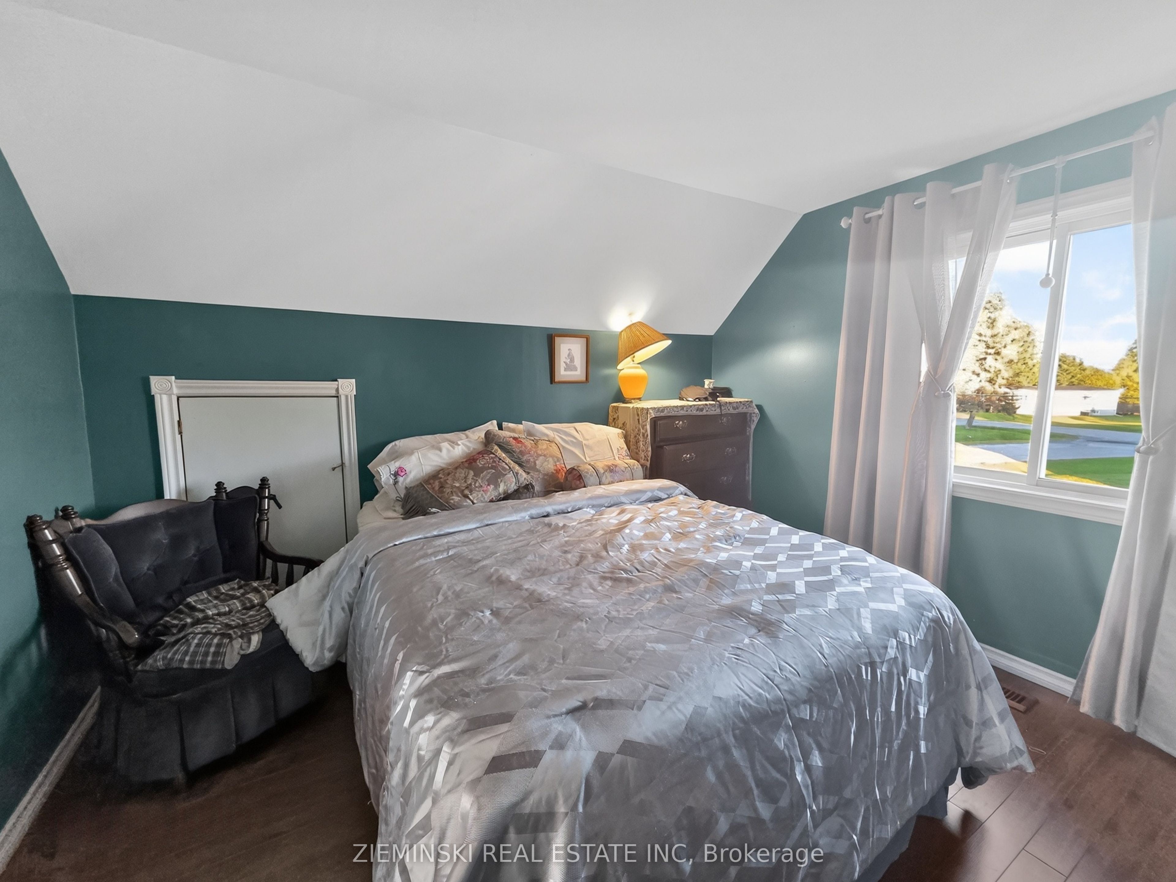 1 Bowman Avenue Property Photo 10