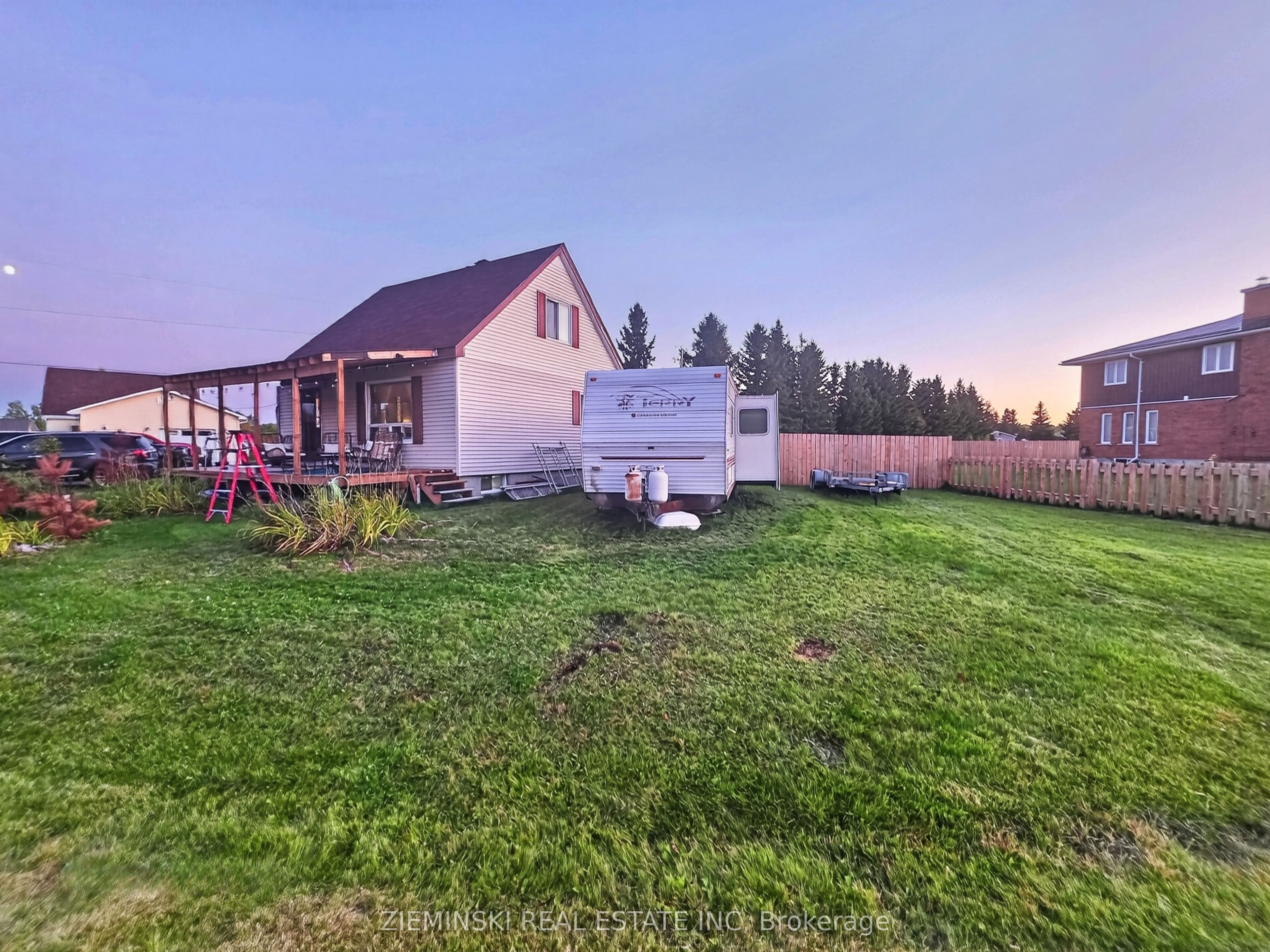 1 Bowman Avenue Property Photo 18