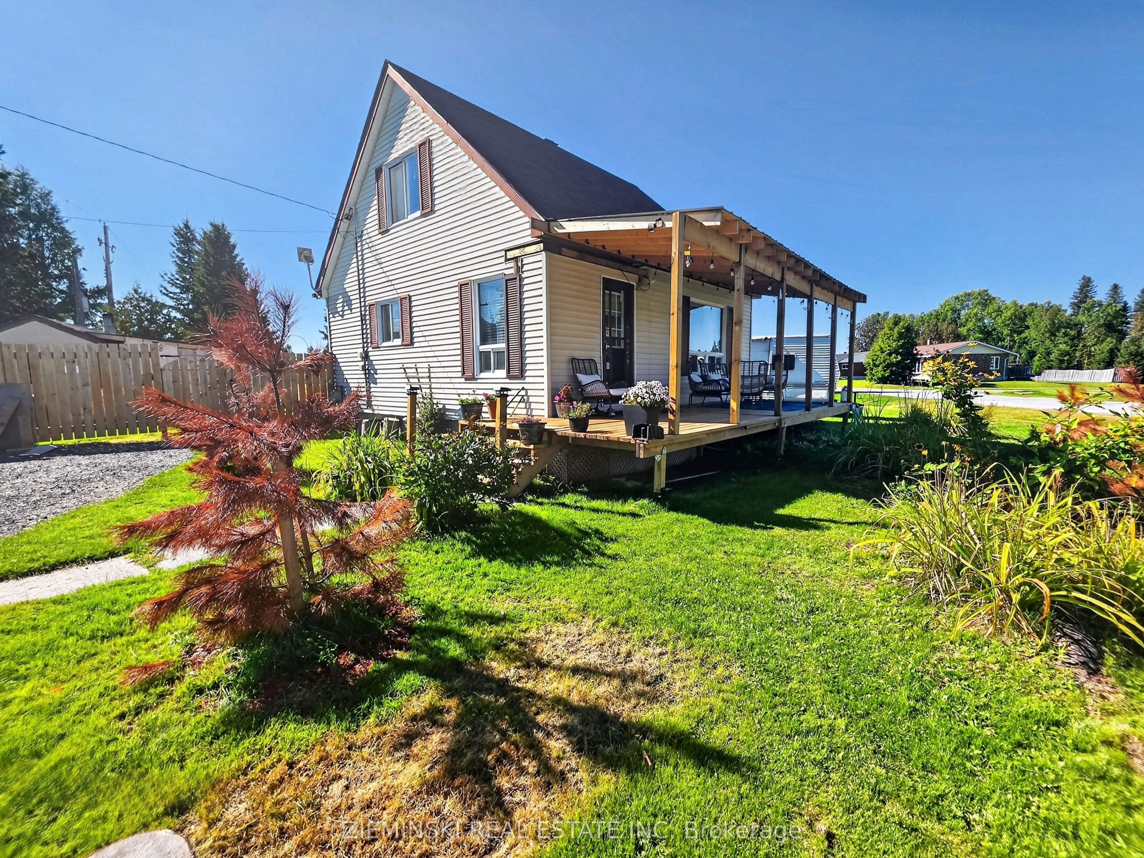 1 Bowman Avenue Property Photo 20