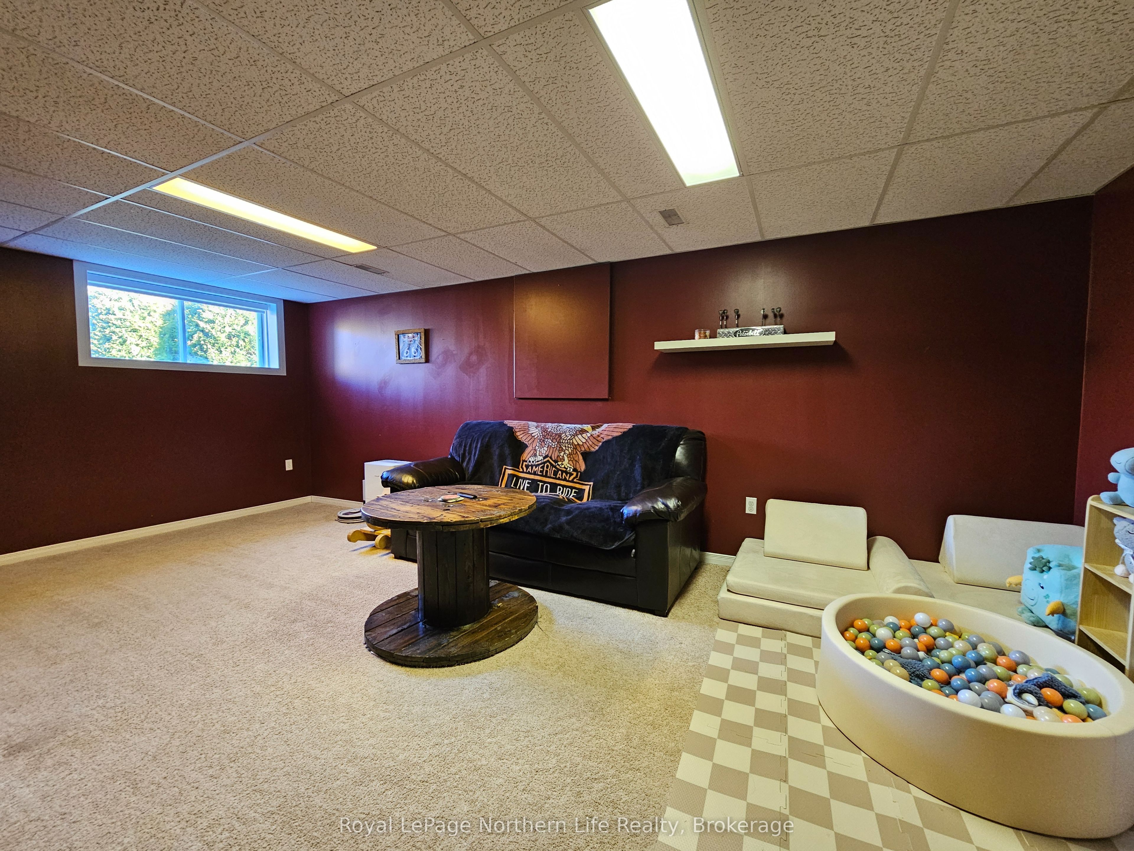 472 Albert Street Property Photo 34