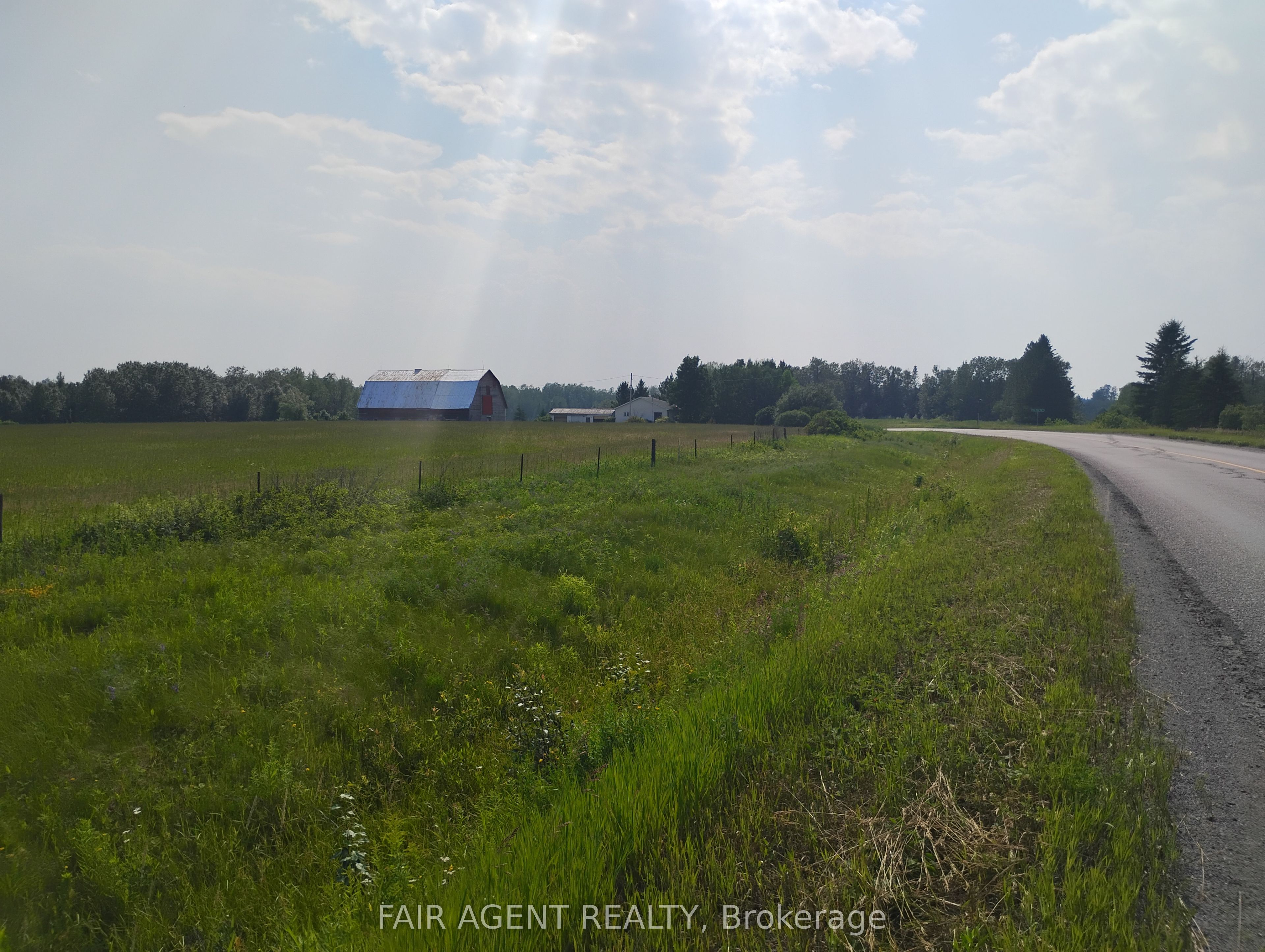 354451 Hwy 624 Property Photo 1
