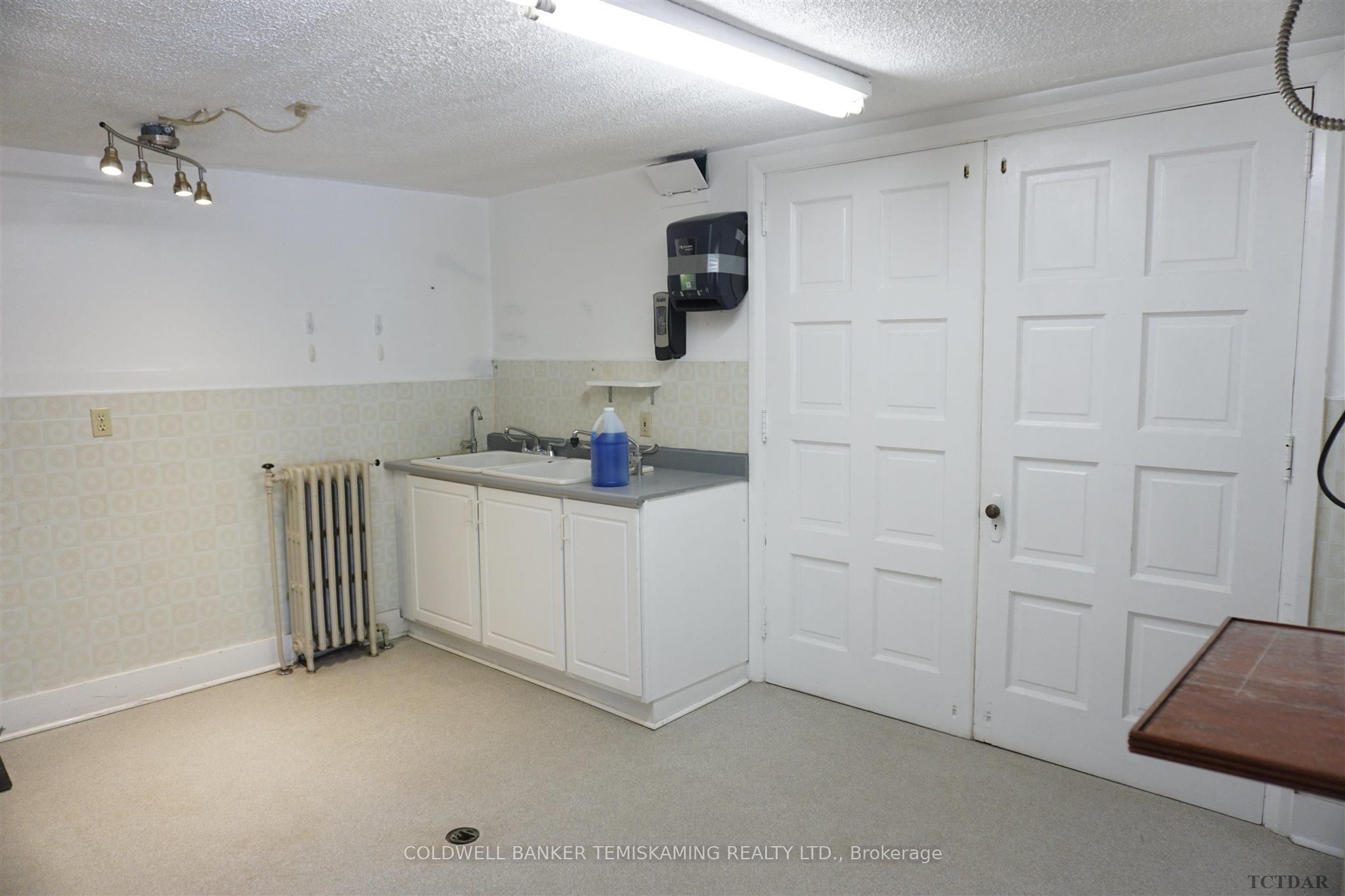 128 Whitewood Avenue Property Photo 10