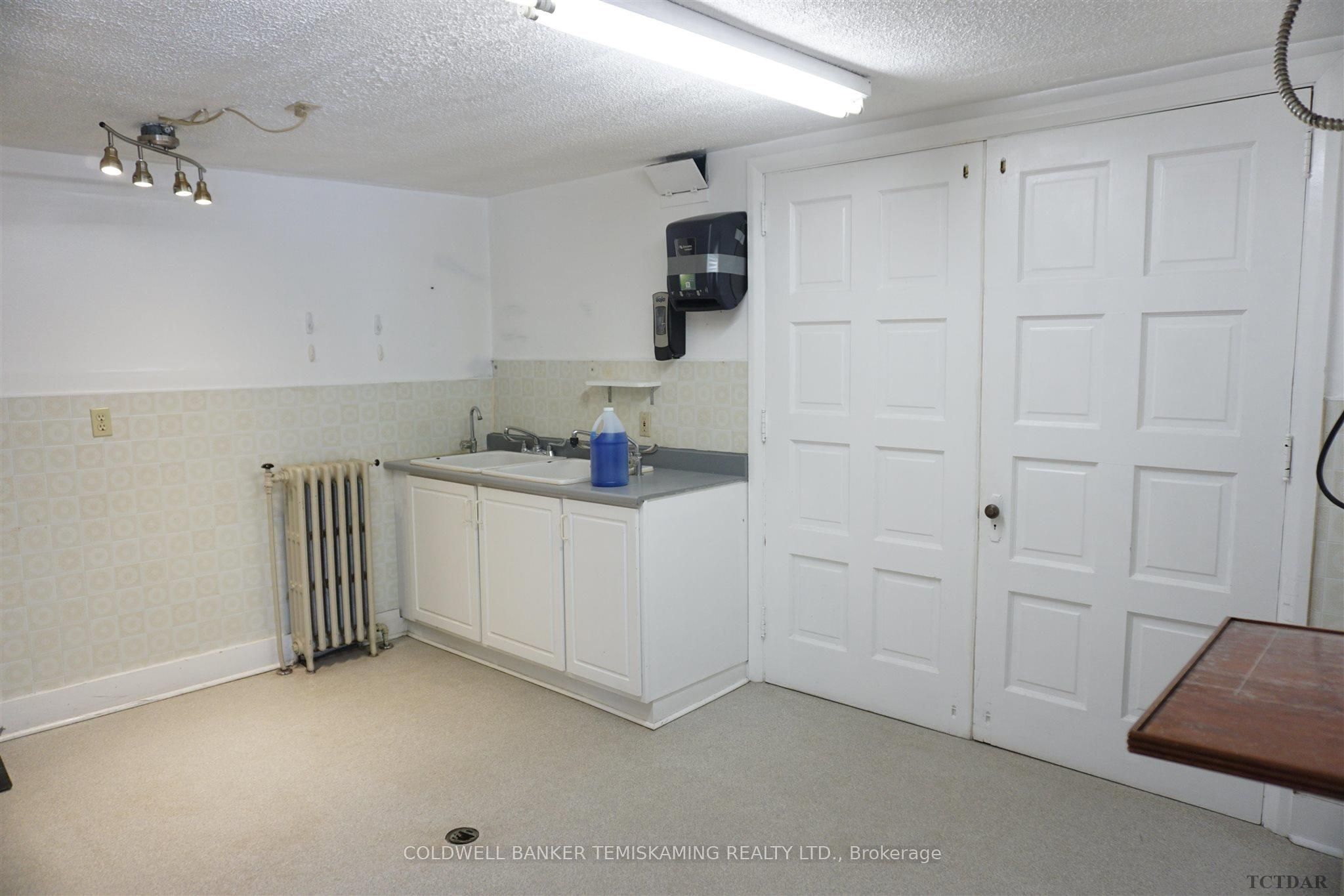 128 Whitewood Avenue Property Photo 11