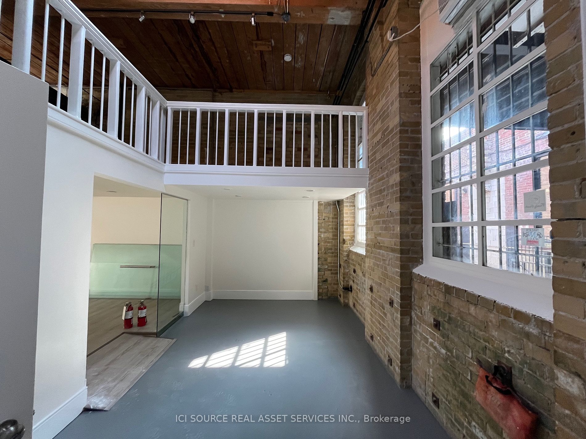 66 Fraser Ave Property Photo 6