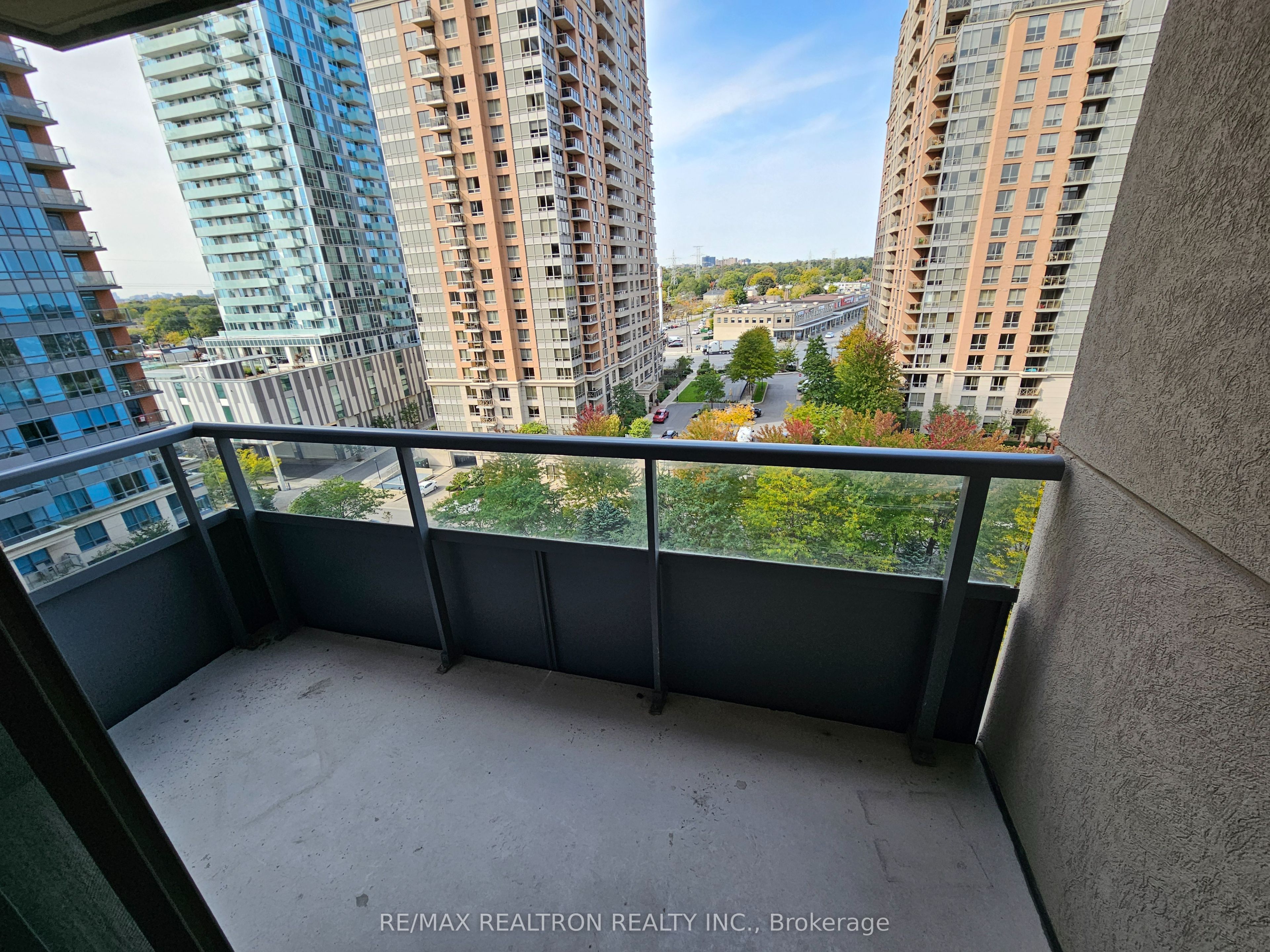 #1058 - 25 Viking Lane Property Photo 15