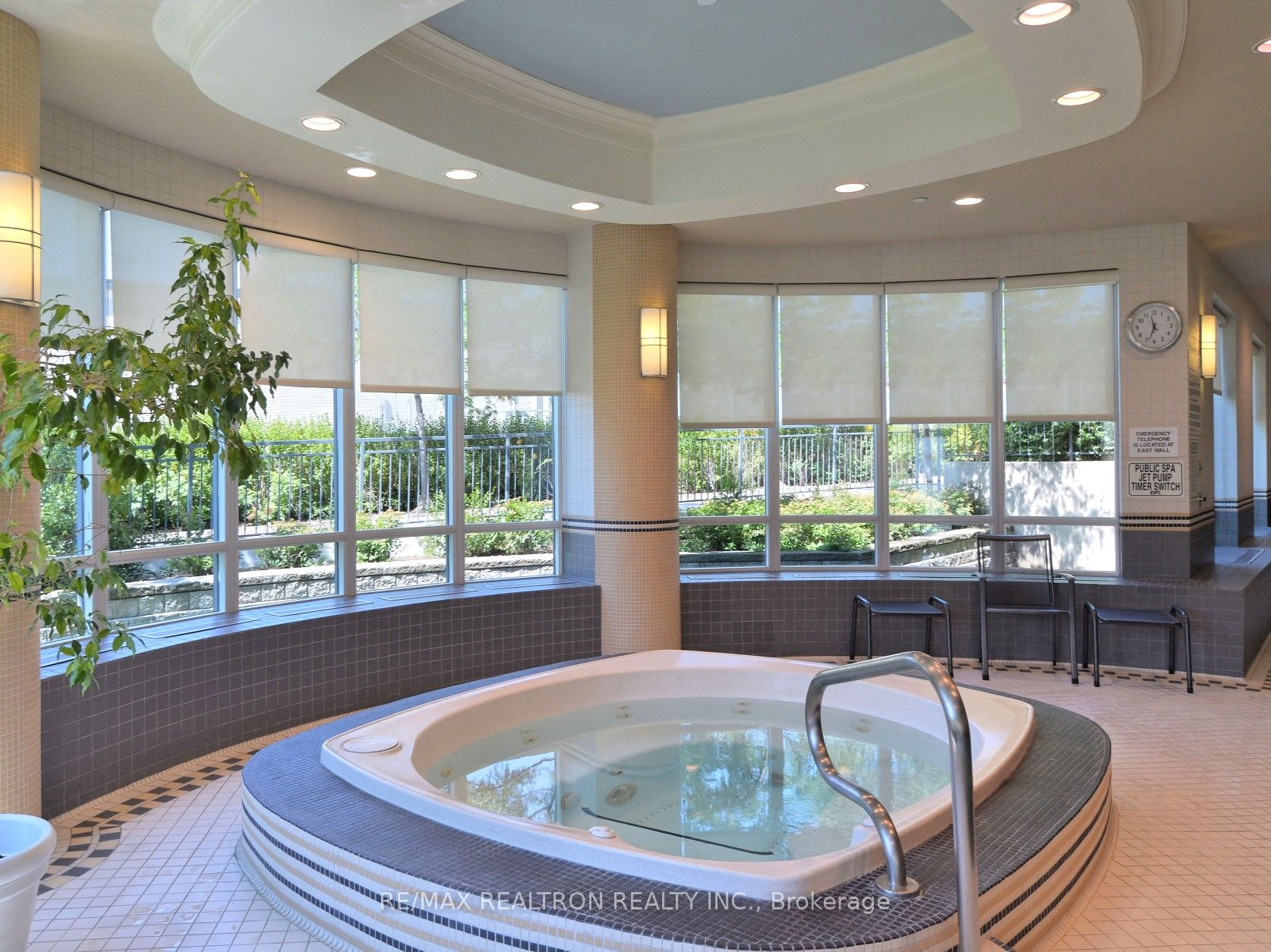 #1058 - 25 Viking Lane Property Photo 21