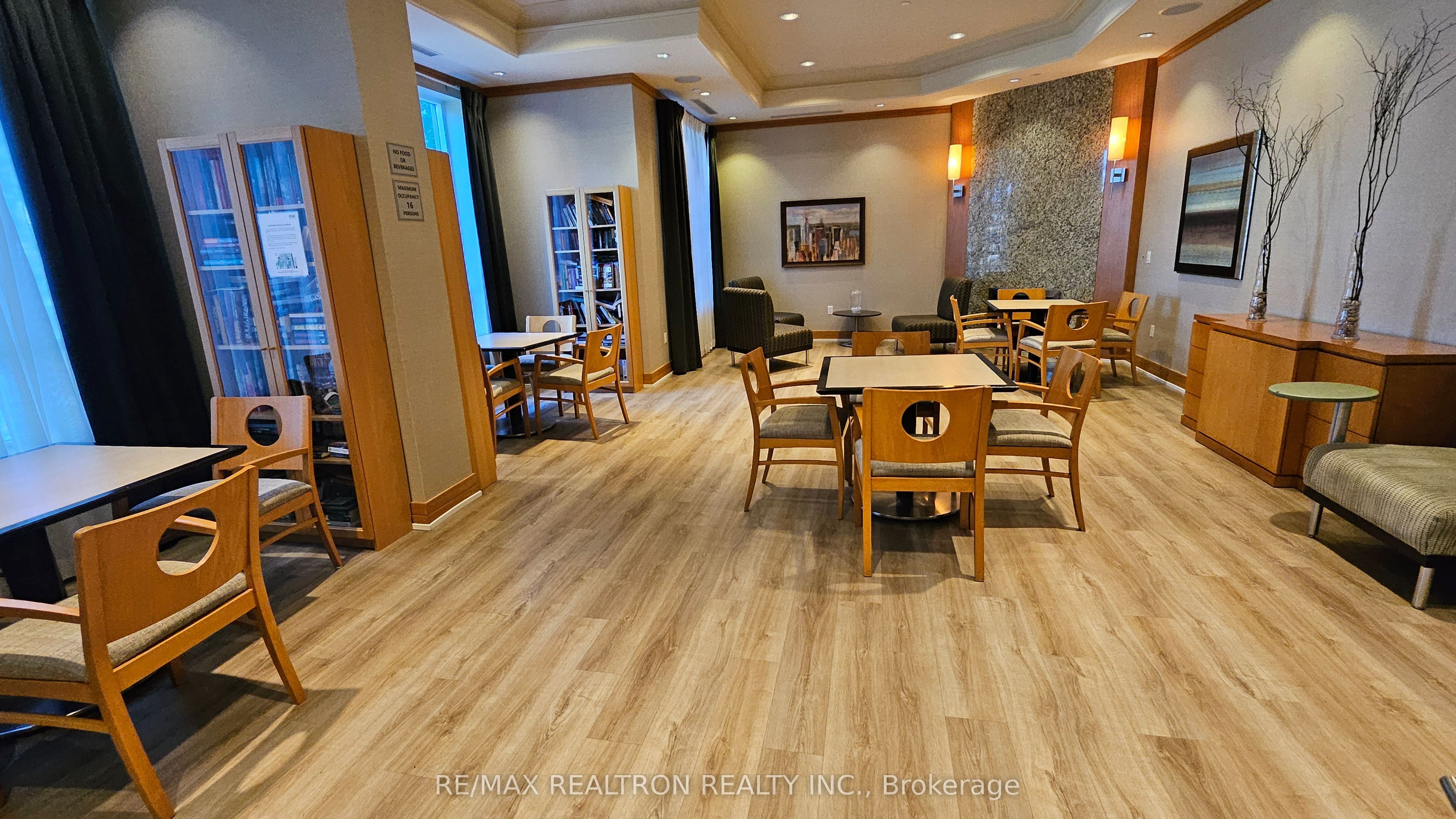 #1058 - 25 Viking Lane Property Photo 25