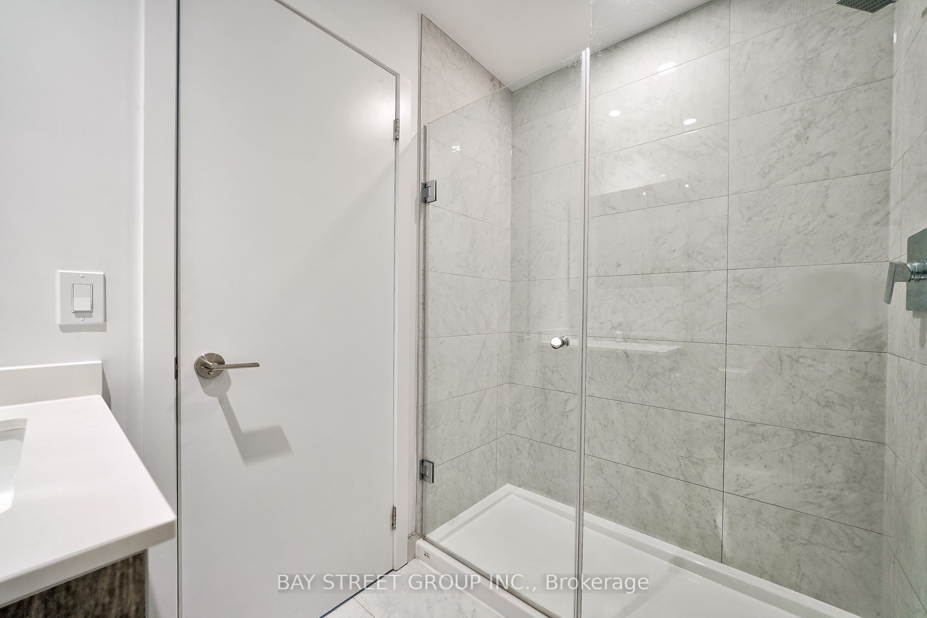 1926 Lakeshore Blvd W 1809 Property Photo 16