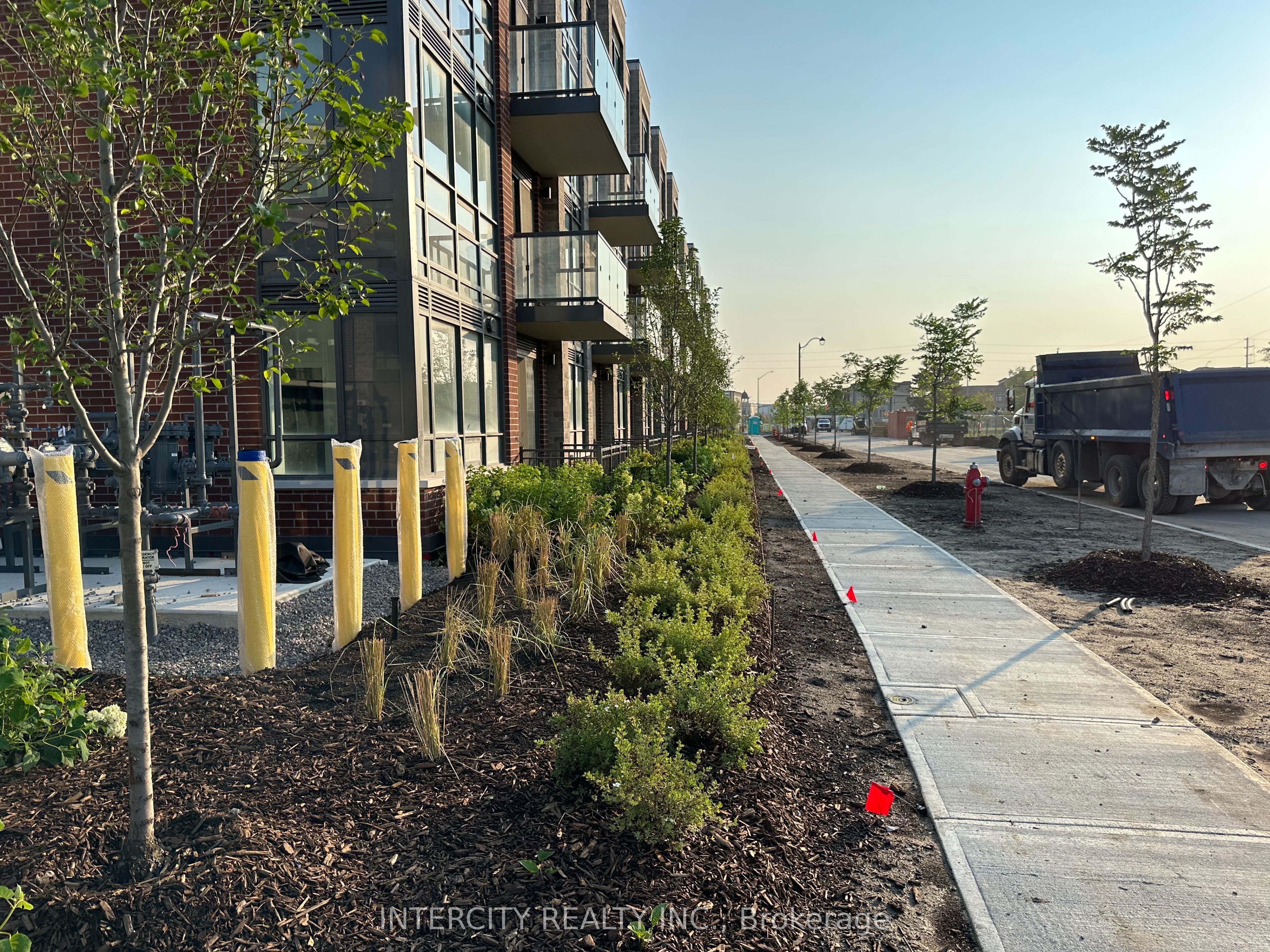 #259 - 65 Attmar Drive Property Photo 2