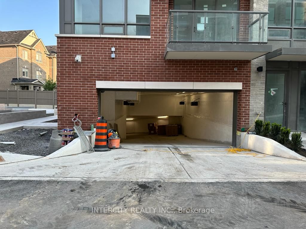 #259 - 65 Attmar Drive Property Photo 11