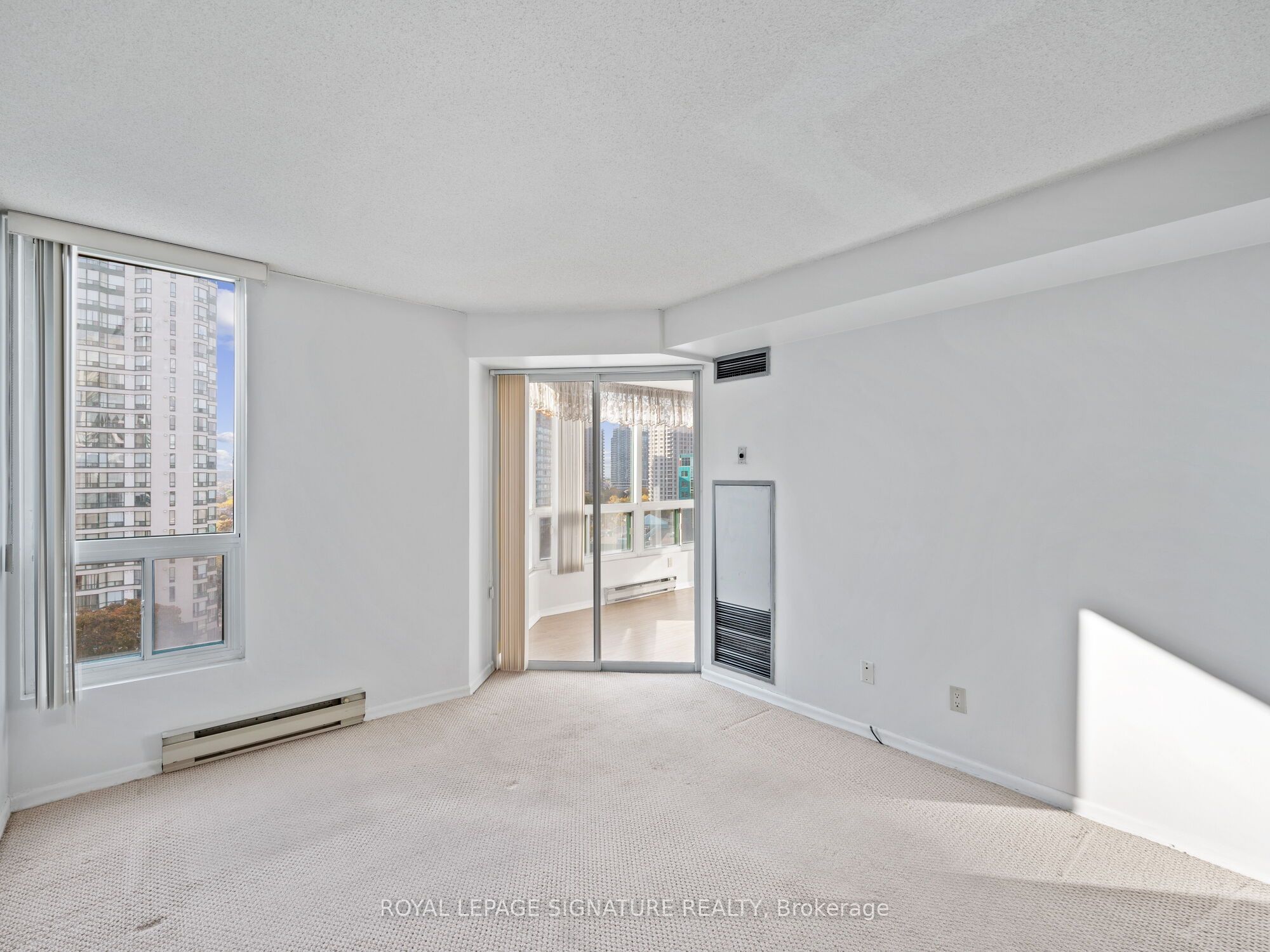 #1006 - 4450 Tucana Court Property Photo 19