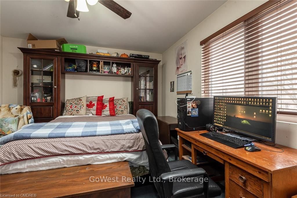 474 Browns Line Property Photo 24