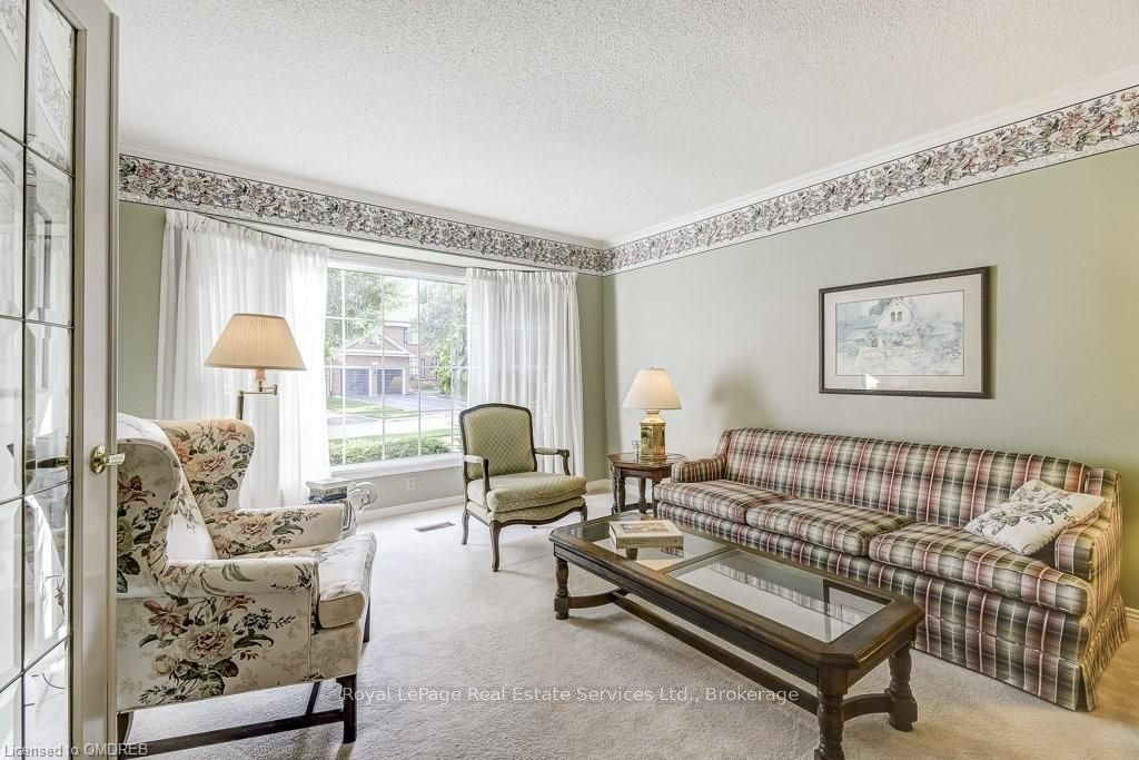 1301 Mapleridge Crescent Property Photo 16