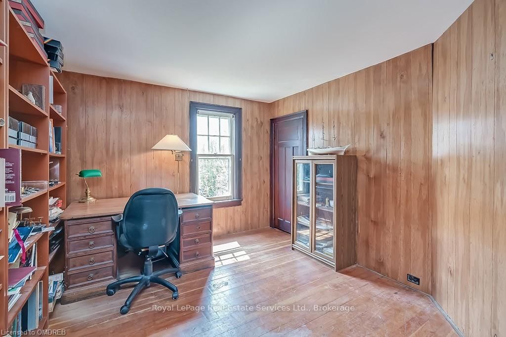 200 William Street Property Photo 16