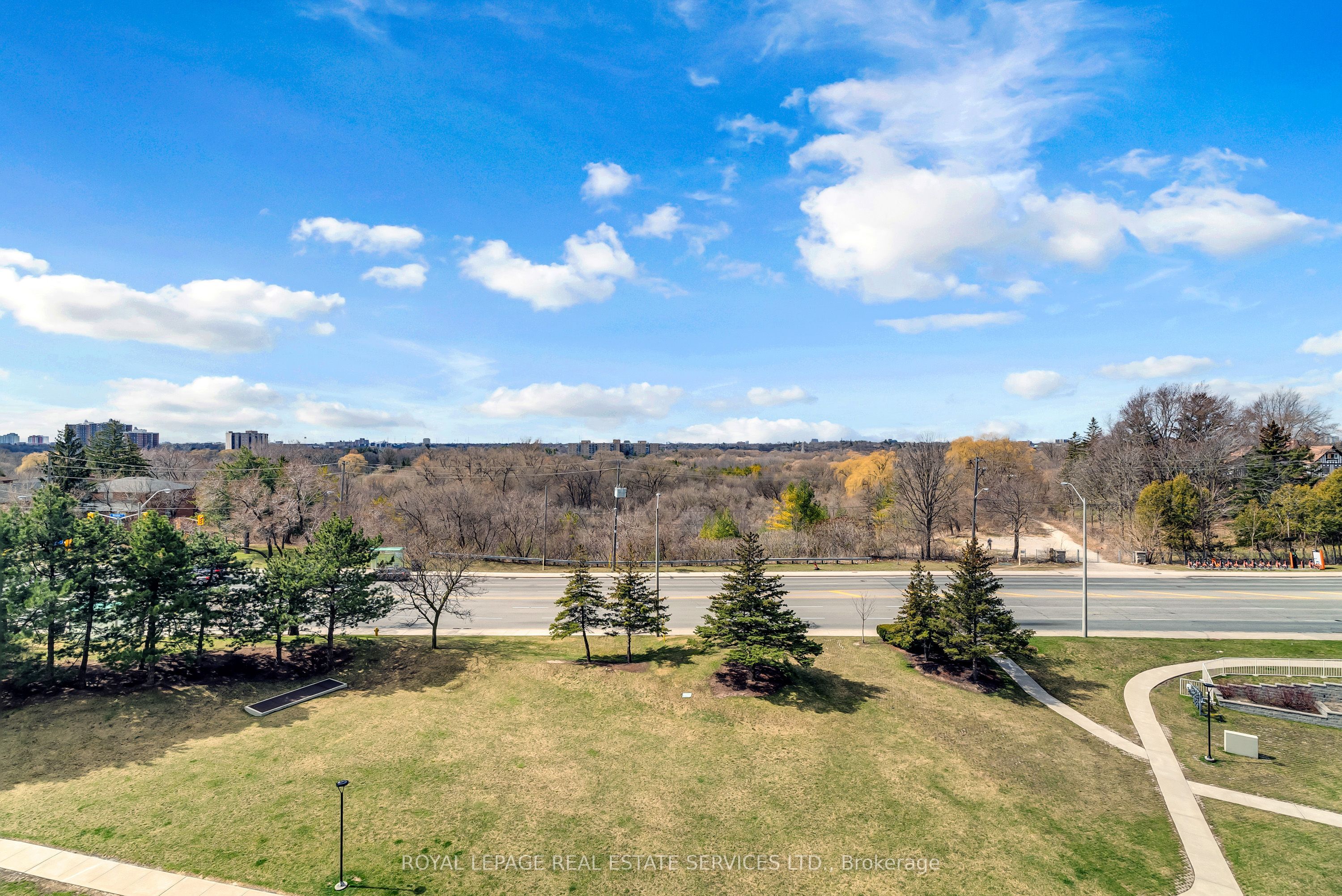 #607 - 3077 Weston Road Property Photo 28