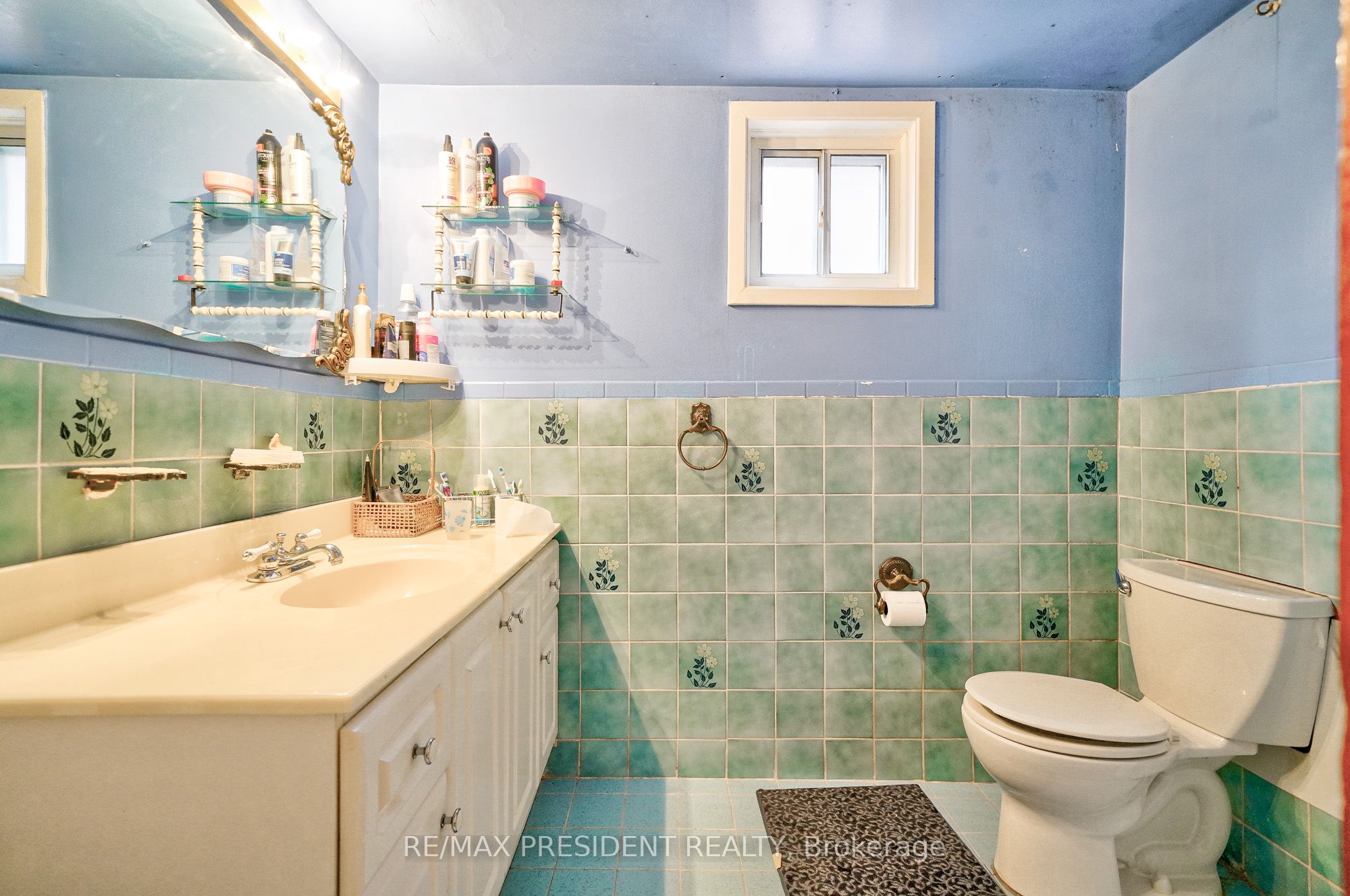 55 Maryhill Drive Property Photo 24