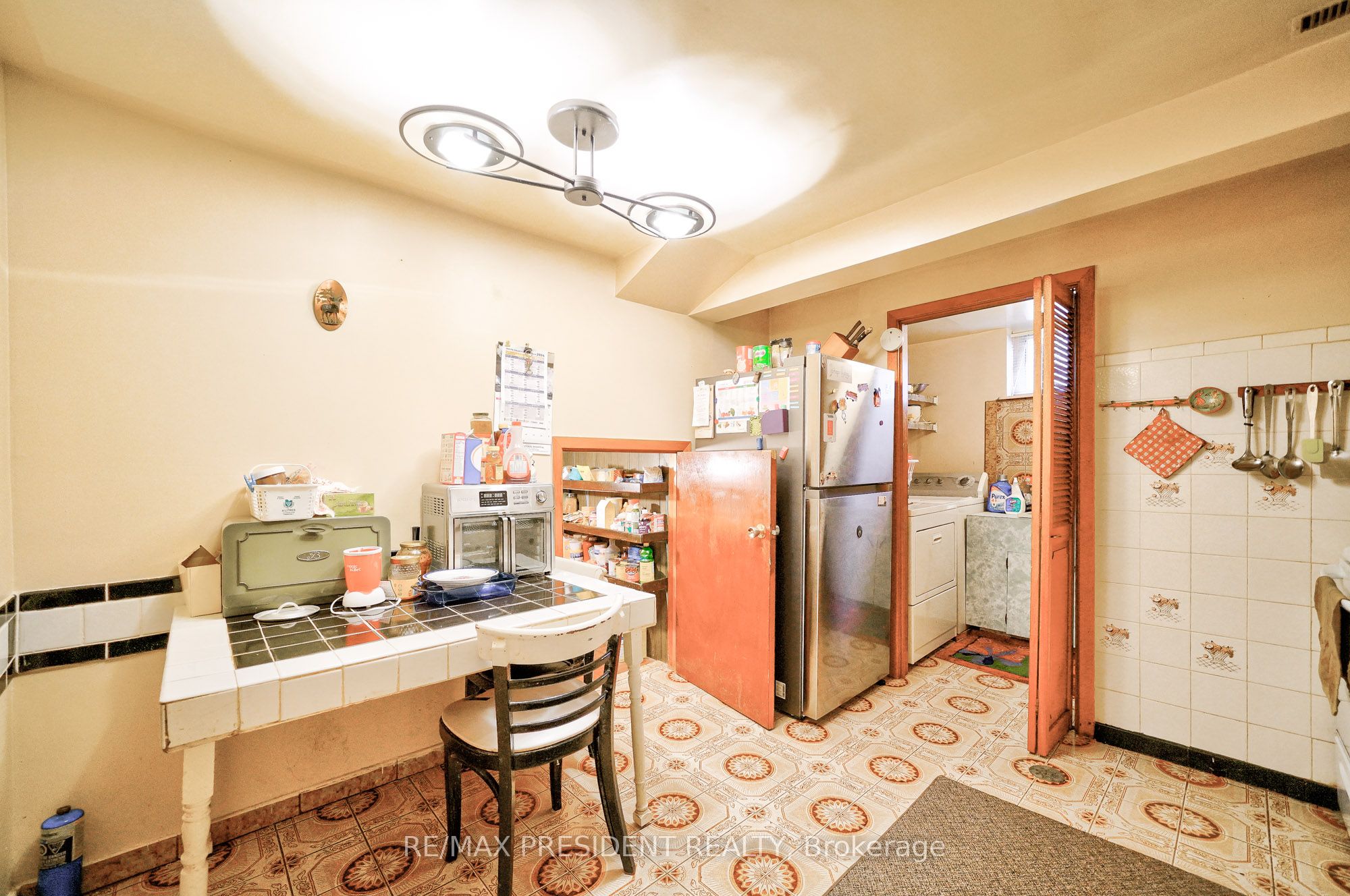 55 Maryhill Drive Property Photo 32