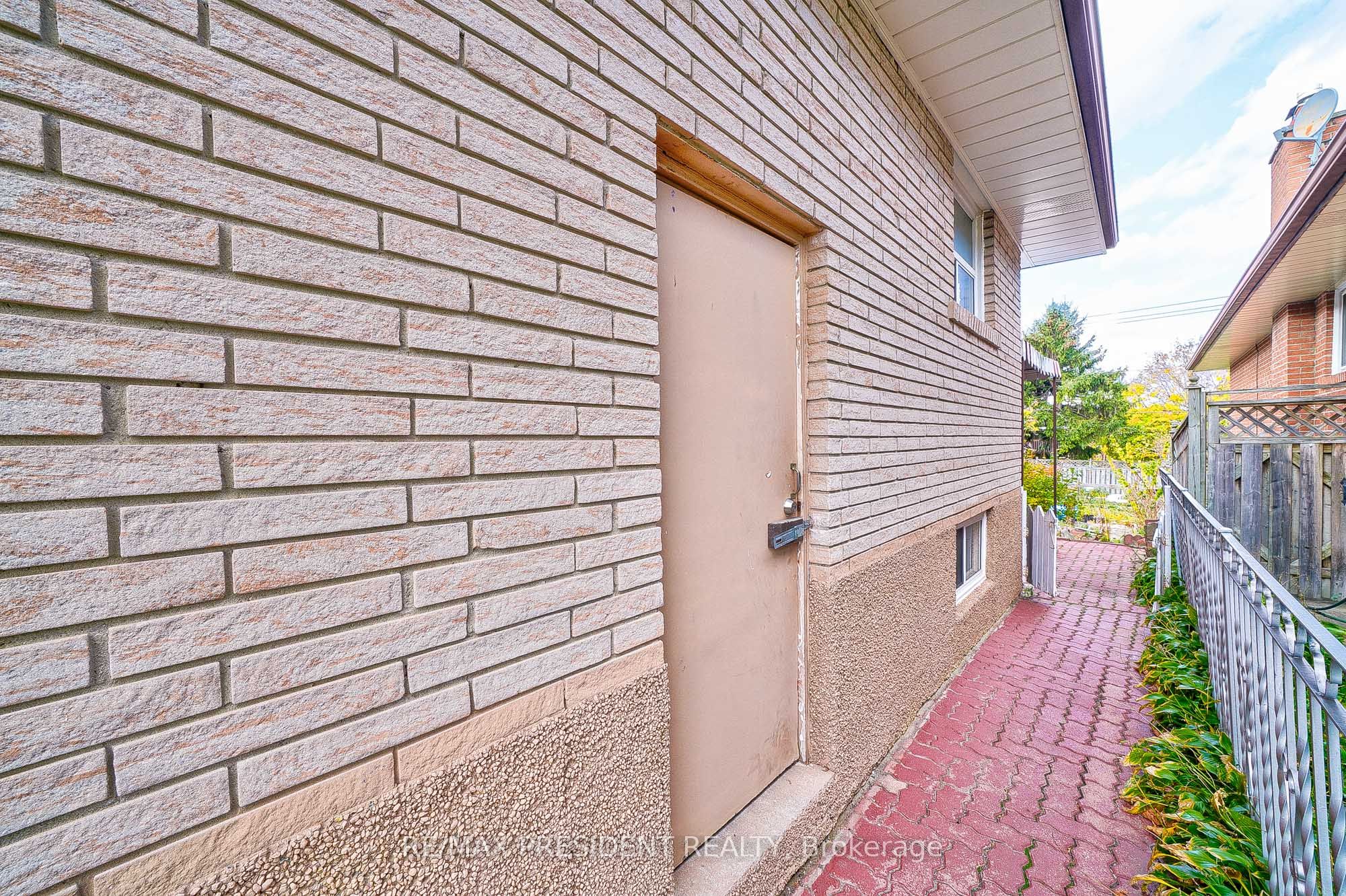 55 Maryhill Drive Property Photo 36