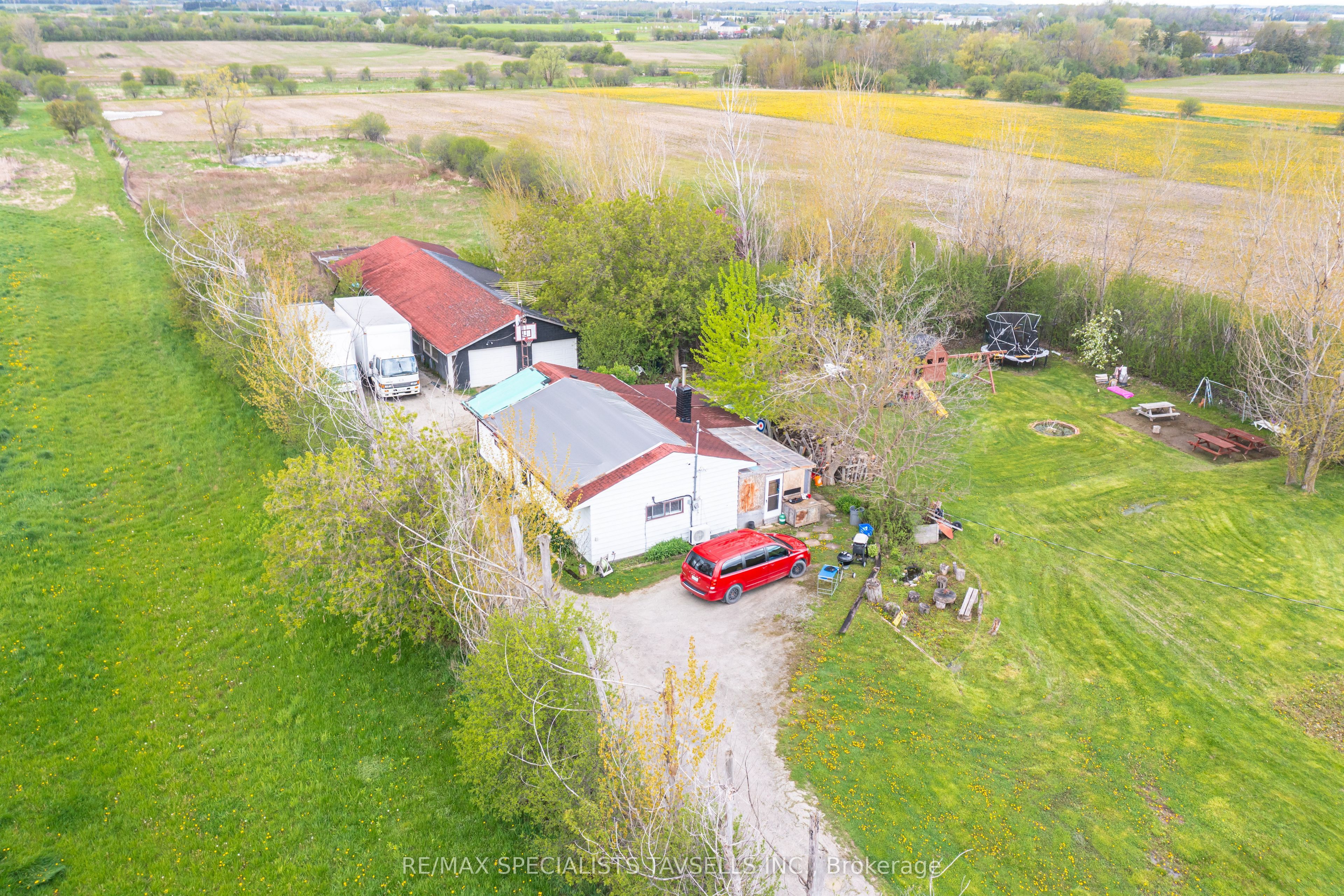12864 Innis Lake Road Property Photo 3