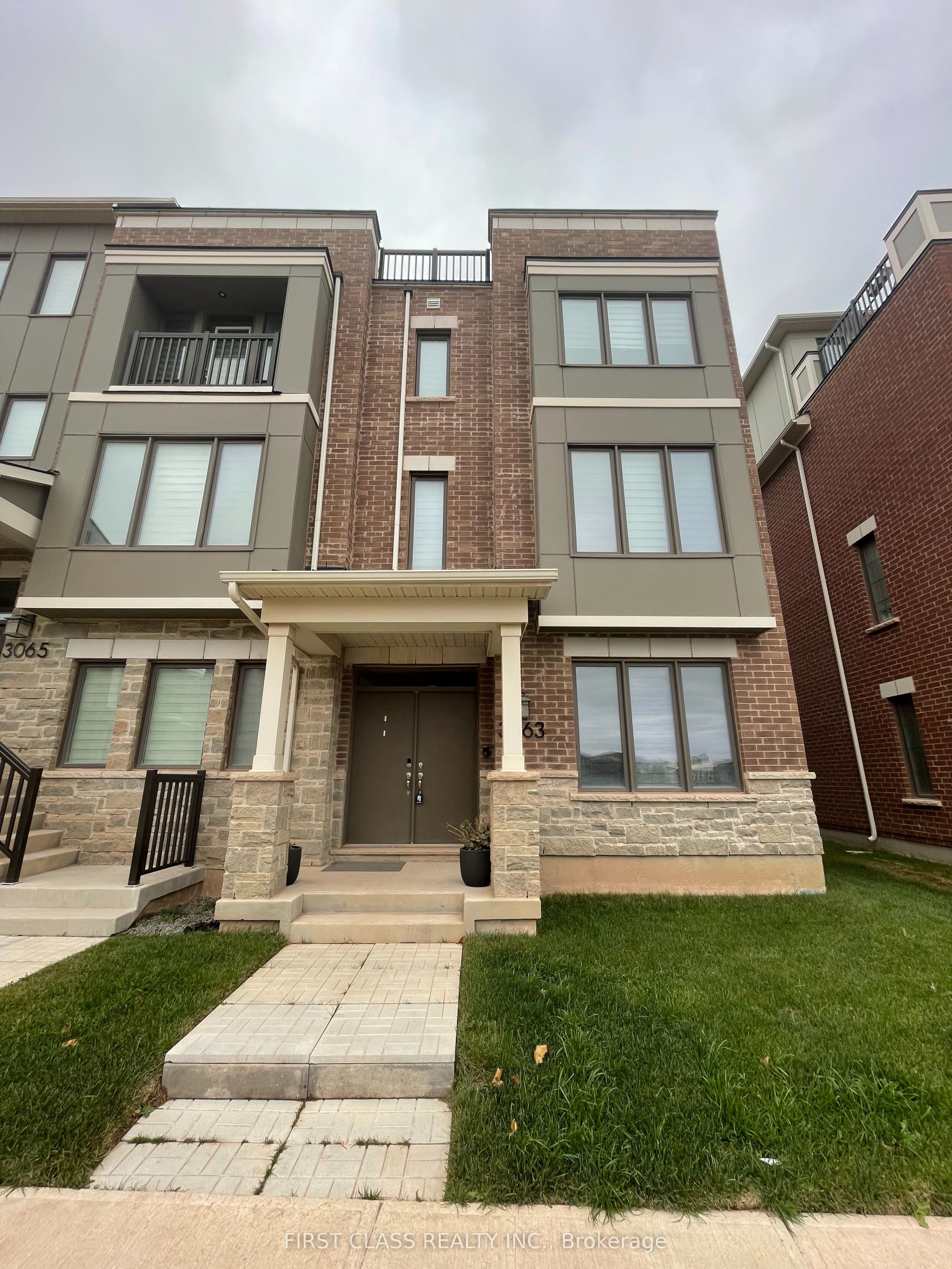 3063 John Mckay Boulevard Property Photo 1
