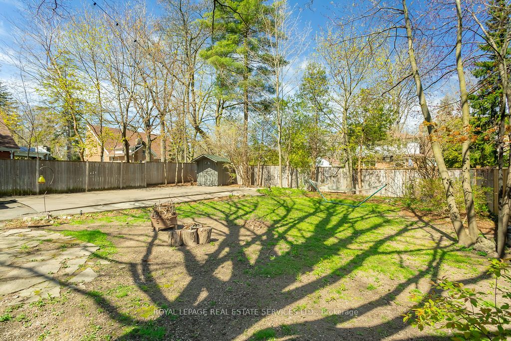 319 Macdonald Road Property Photo 5
