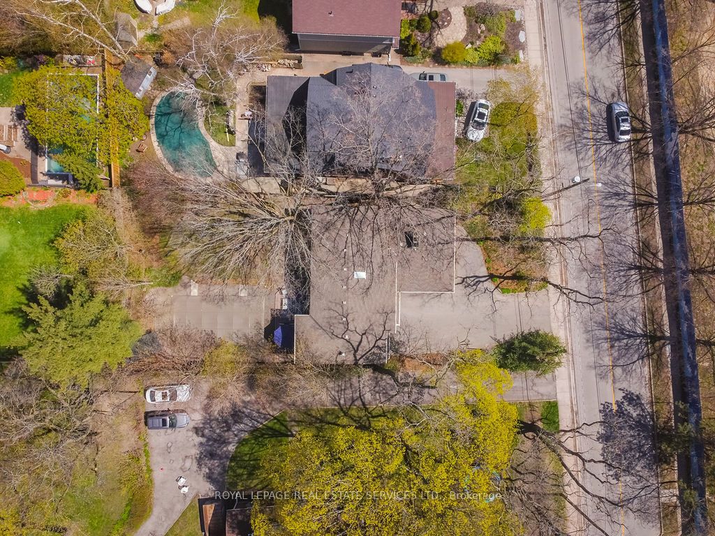 319 Macdonald Road Property Photo 18