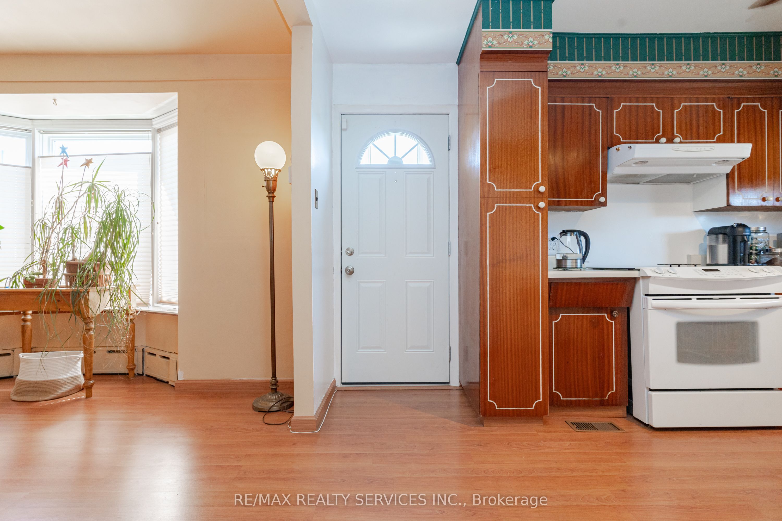1652 Jane Street Property Photo 18