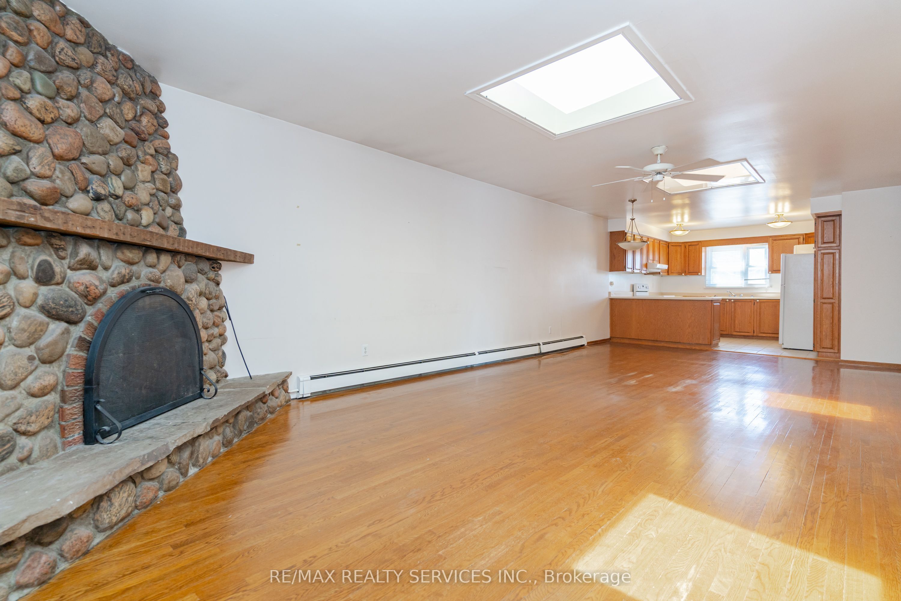1652 Jane Street Property Photo 27