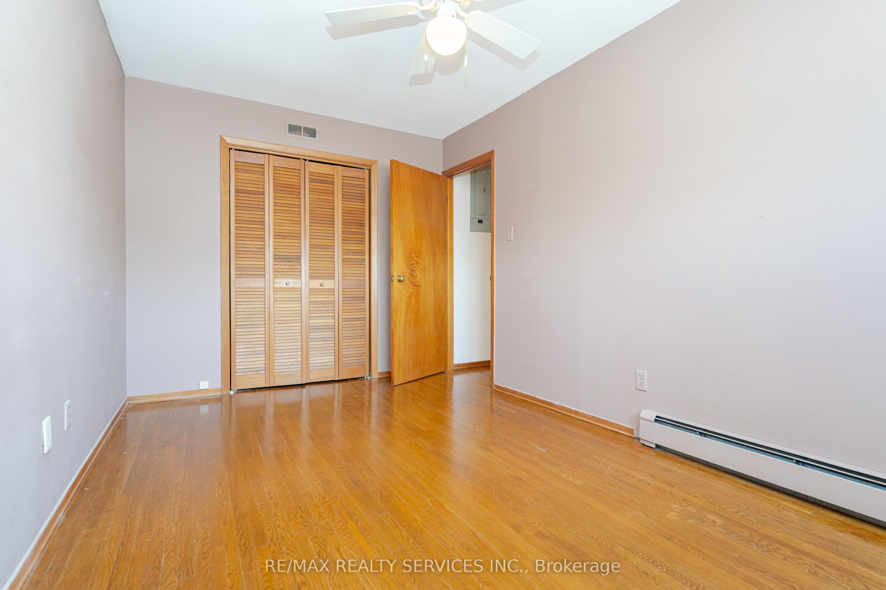 1652 Jane Street Property Photo 32