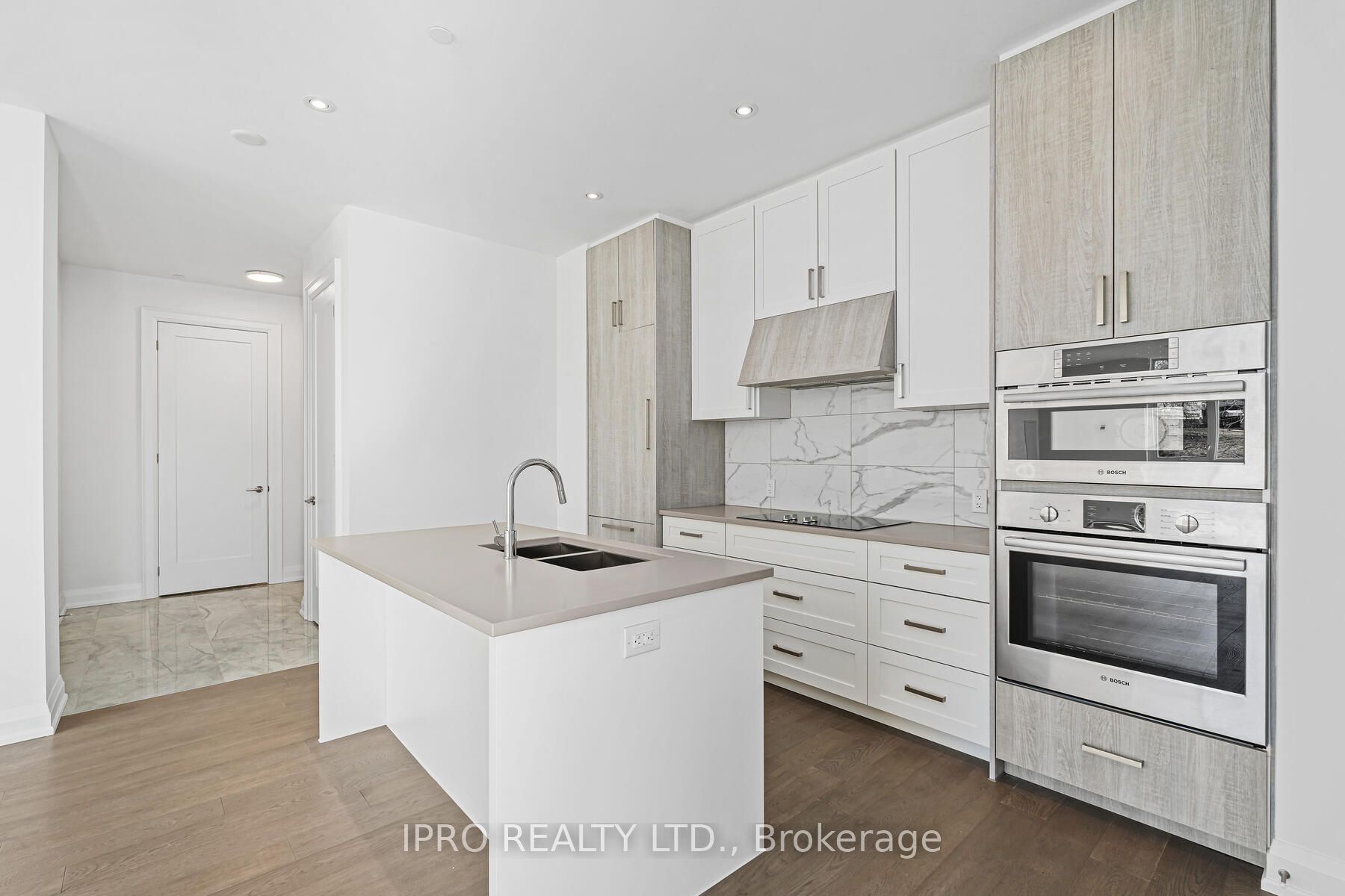 #209 - 42 Mill Street Property Photo 6