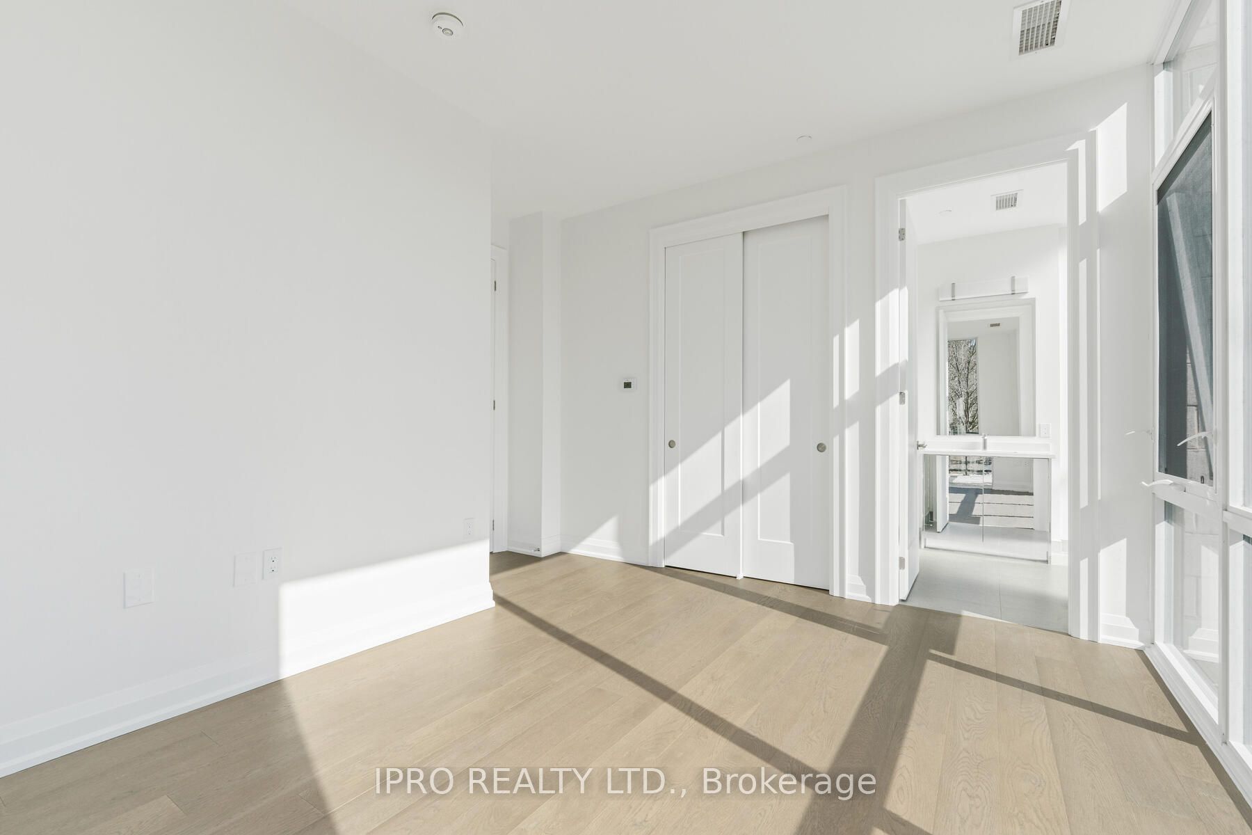 #209 - 42 Mill Street Property Photo 21