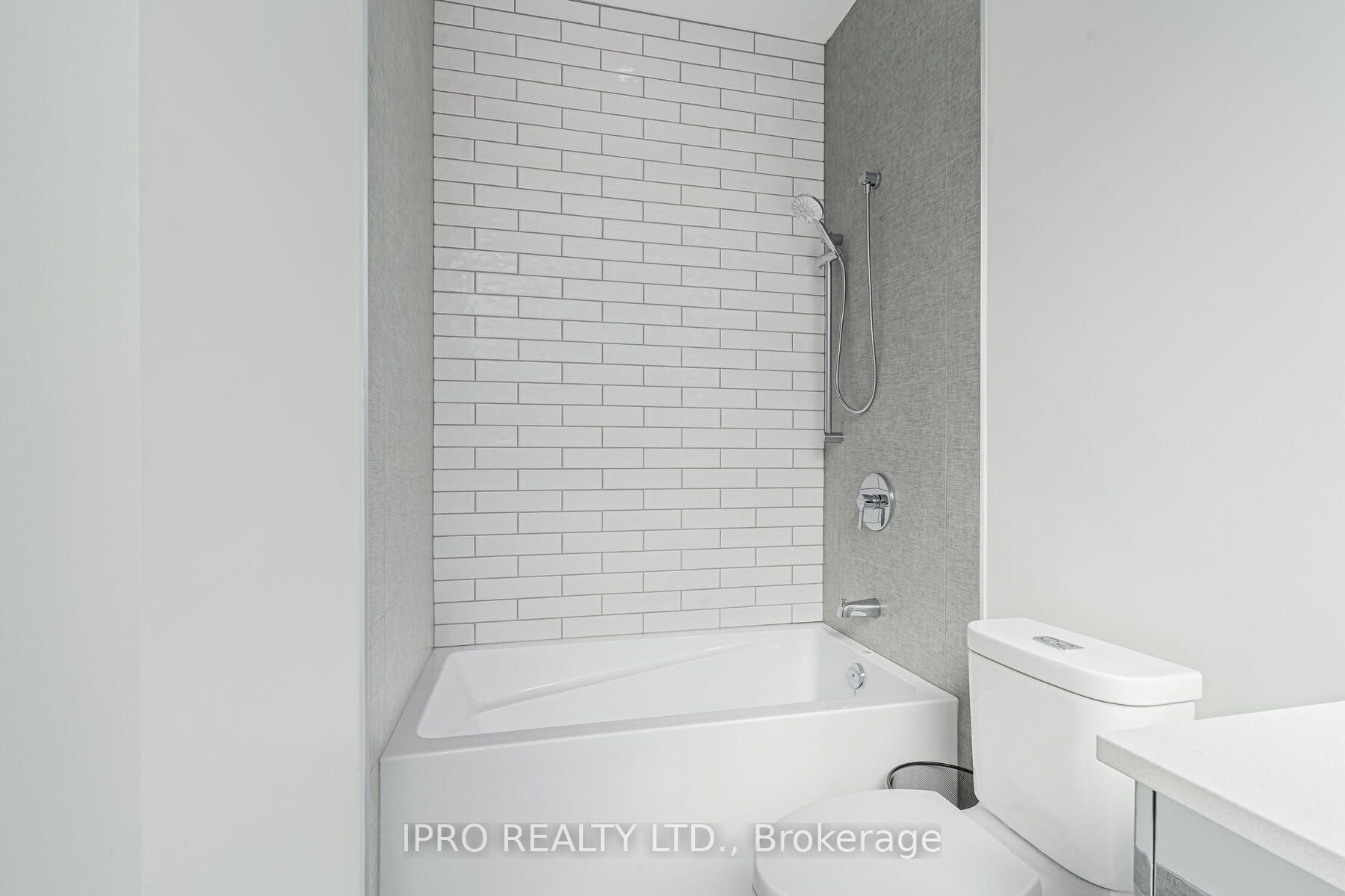 #209 - 42 Mill Street Property Photo 22