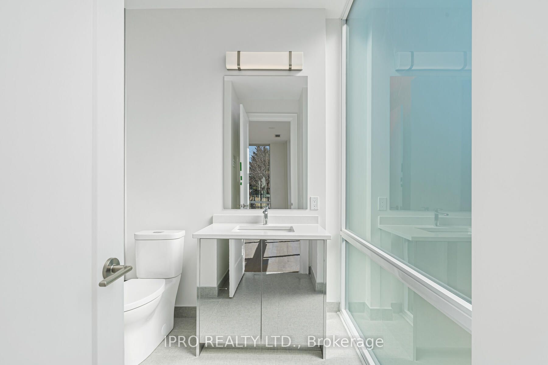 #209 - 42 Mill Street Property Photo 23