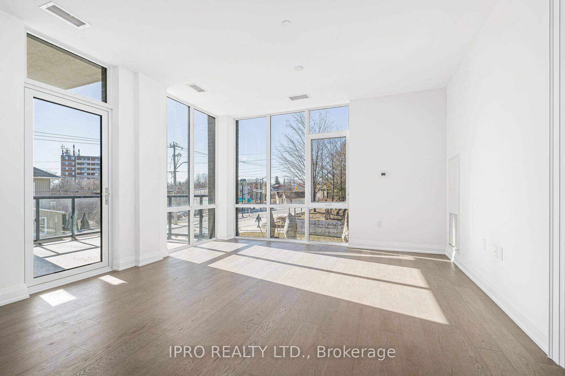 #209 - 42 Mill Street Property Photo 26