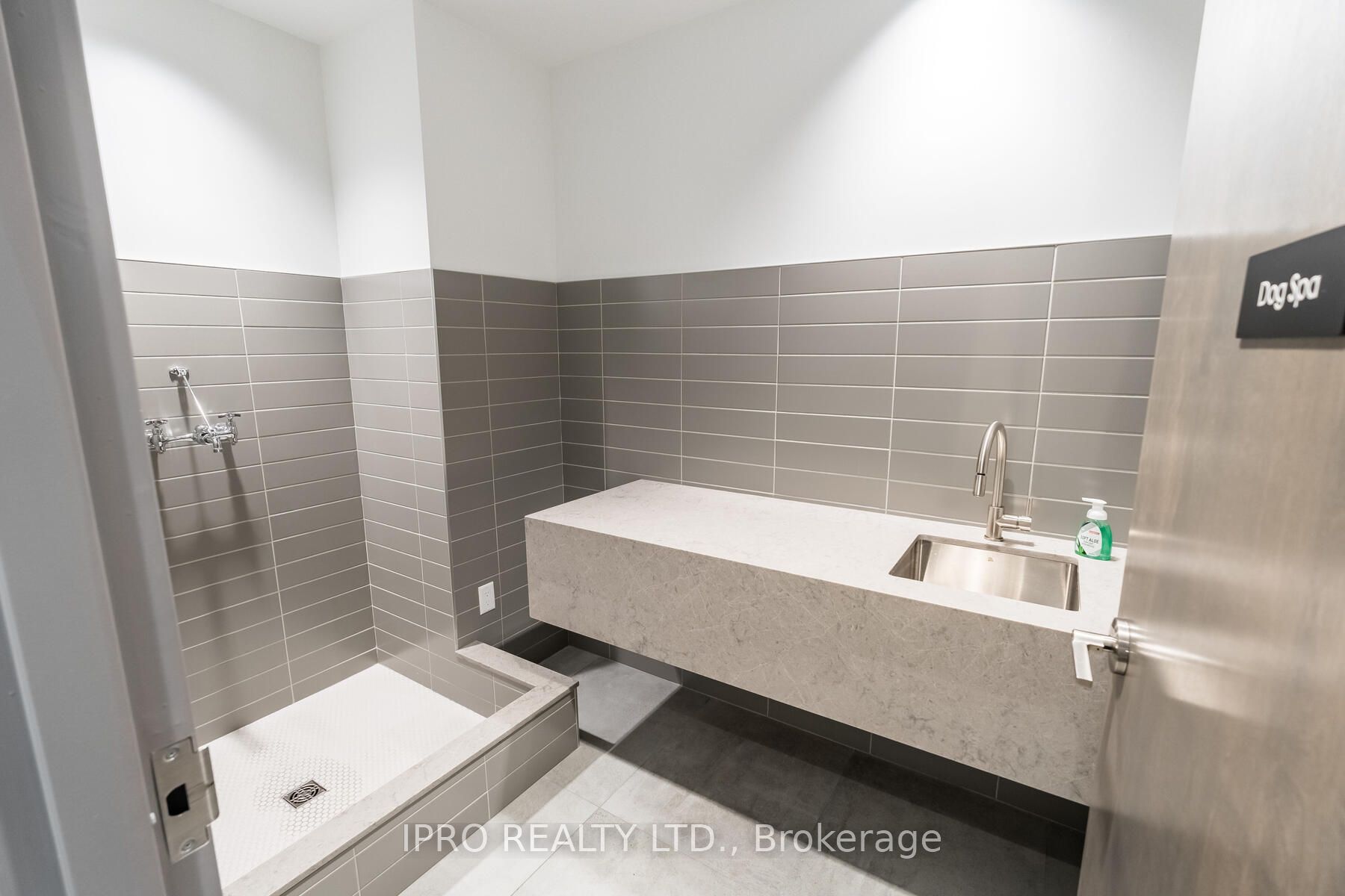 #209 - 42 Mill Street Property Photo 37