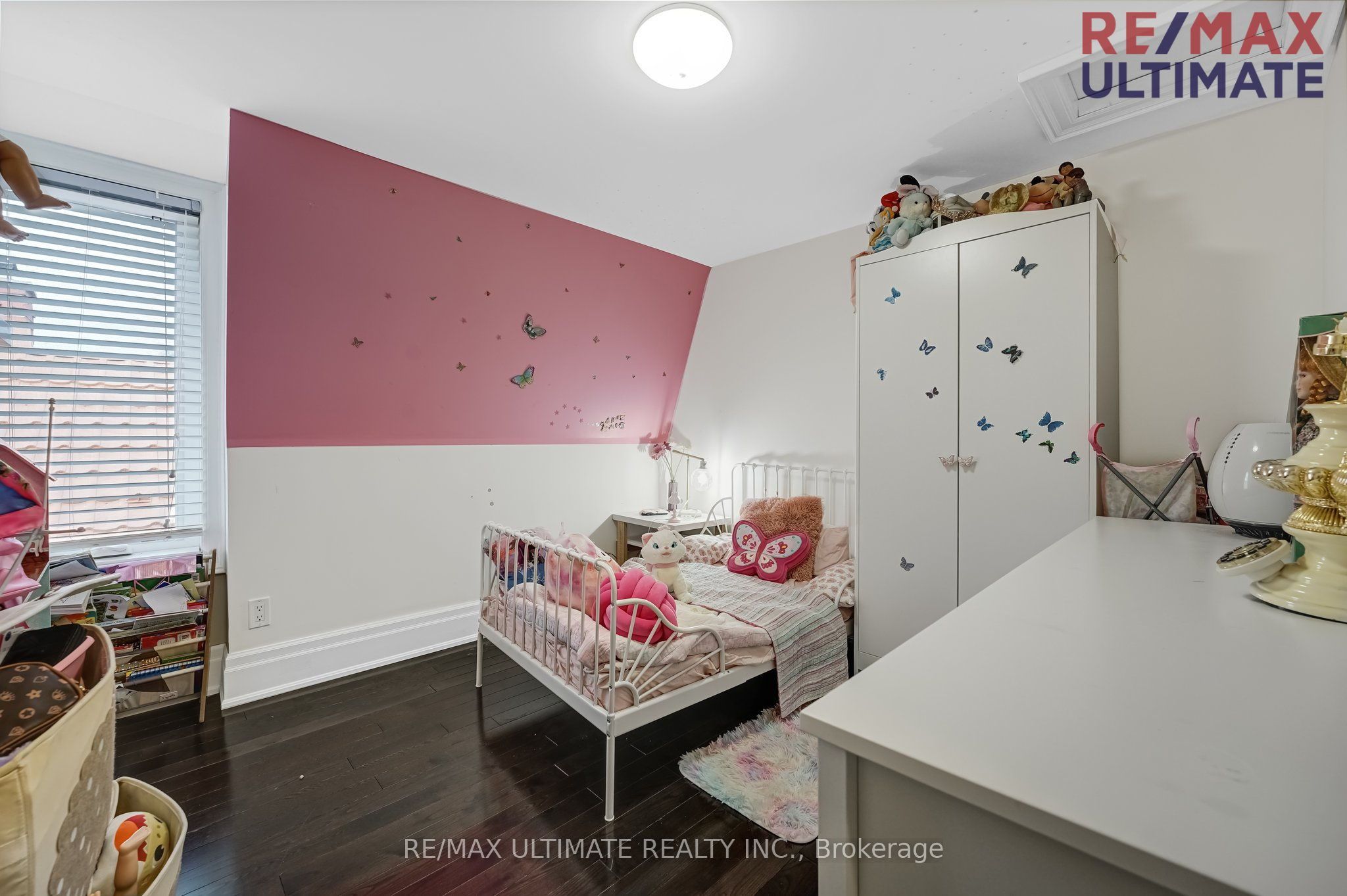 240 Rosethorn Avenue Property Photo 16