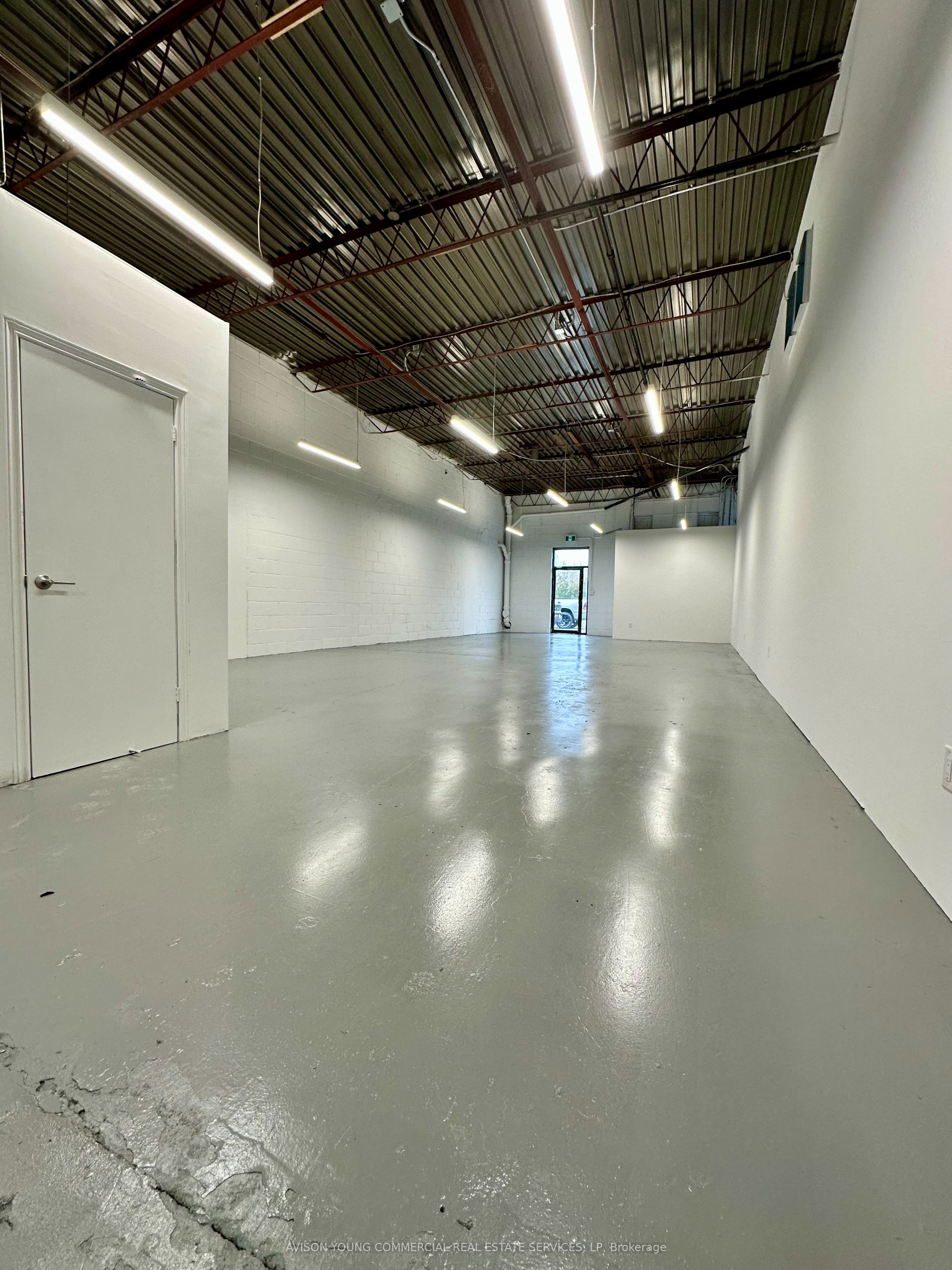 #5 - 89 Bentworth Avenue Property Photo 2
