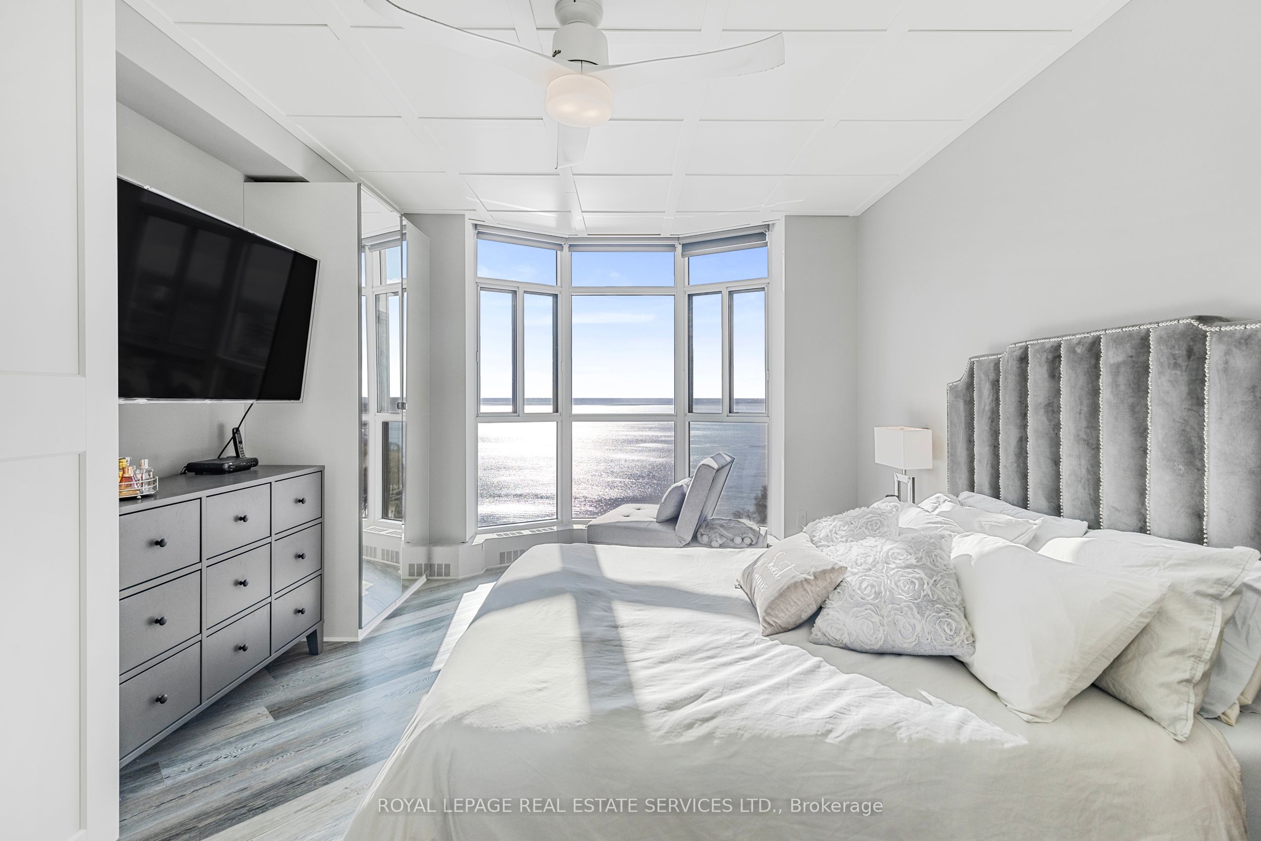 #1504 - 5250 Lakeshore Road Property Photo 18