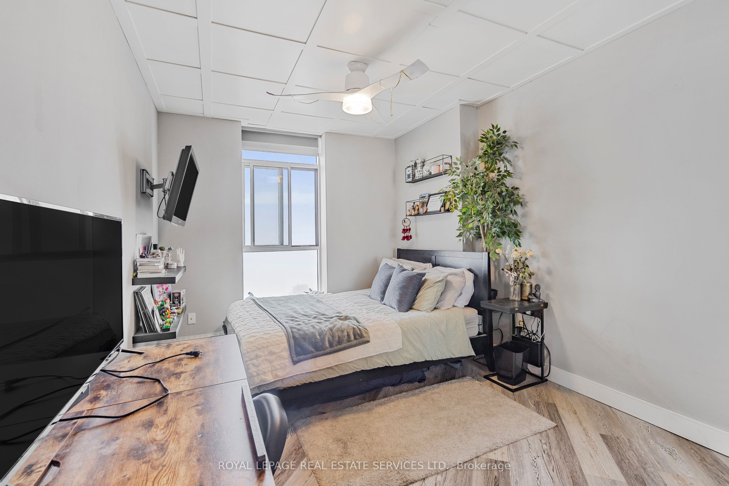 #1504 - 5250 Lakeshore Road Property Photo 23