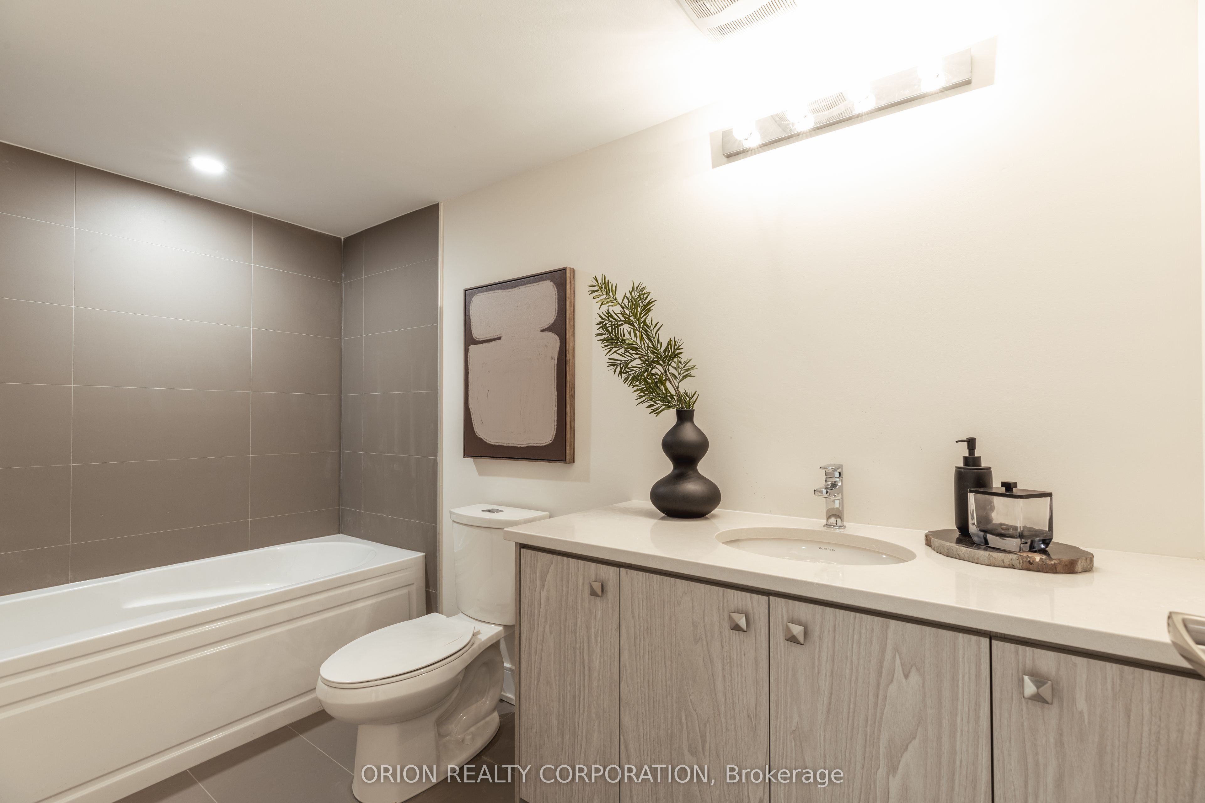 #40 B - 21 Innes Avenue Property Photo 8