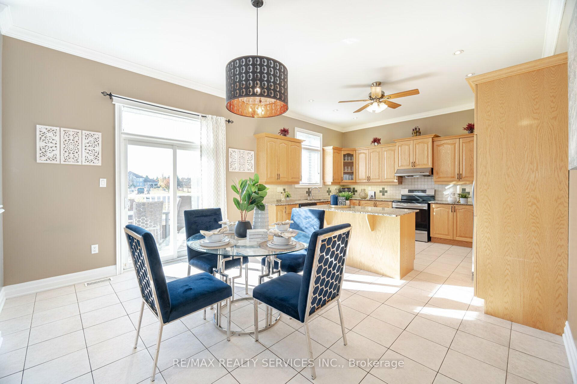 5 Farina Drive Property Photo 12