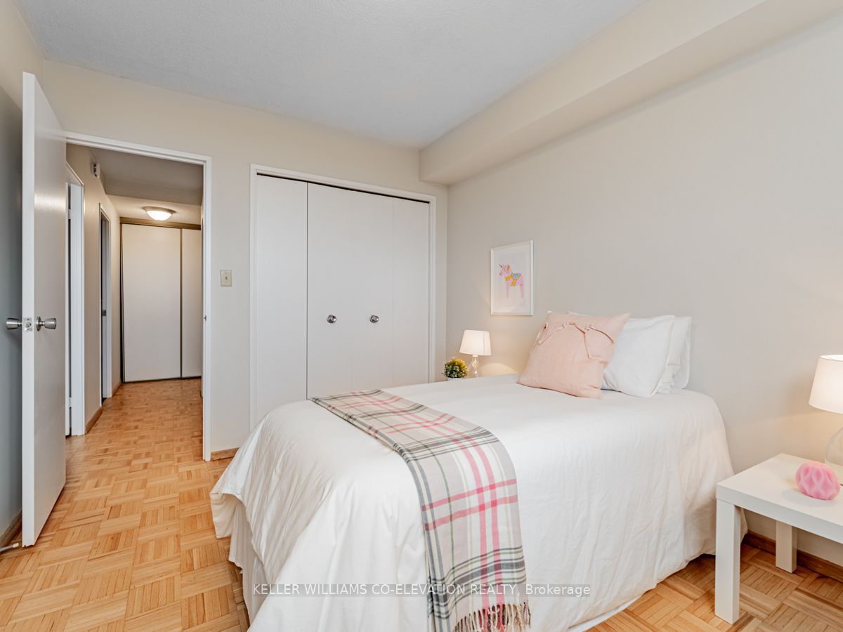 #1305 - 250 Scarlett Road Property Photo 22