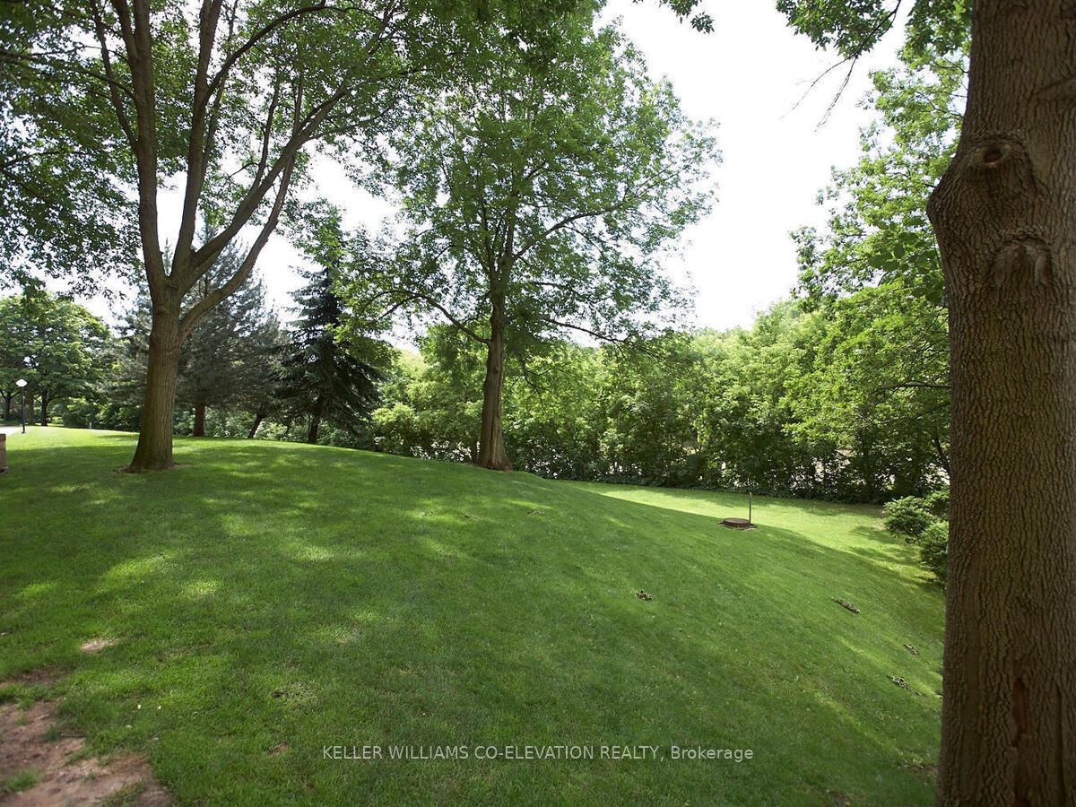 #1305 - 250 Scarlett Road Property Photo 37