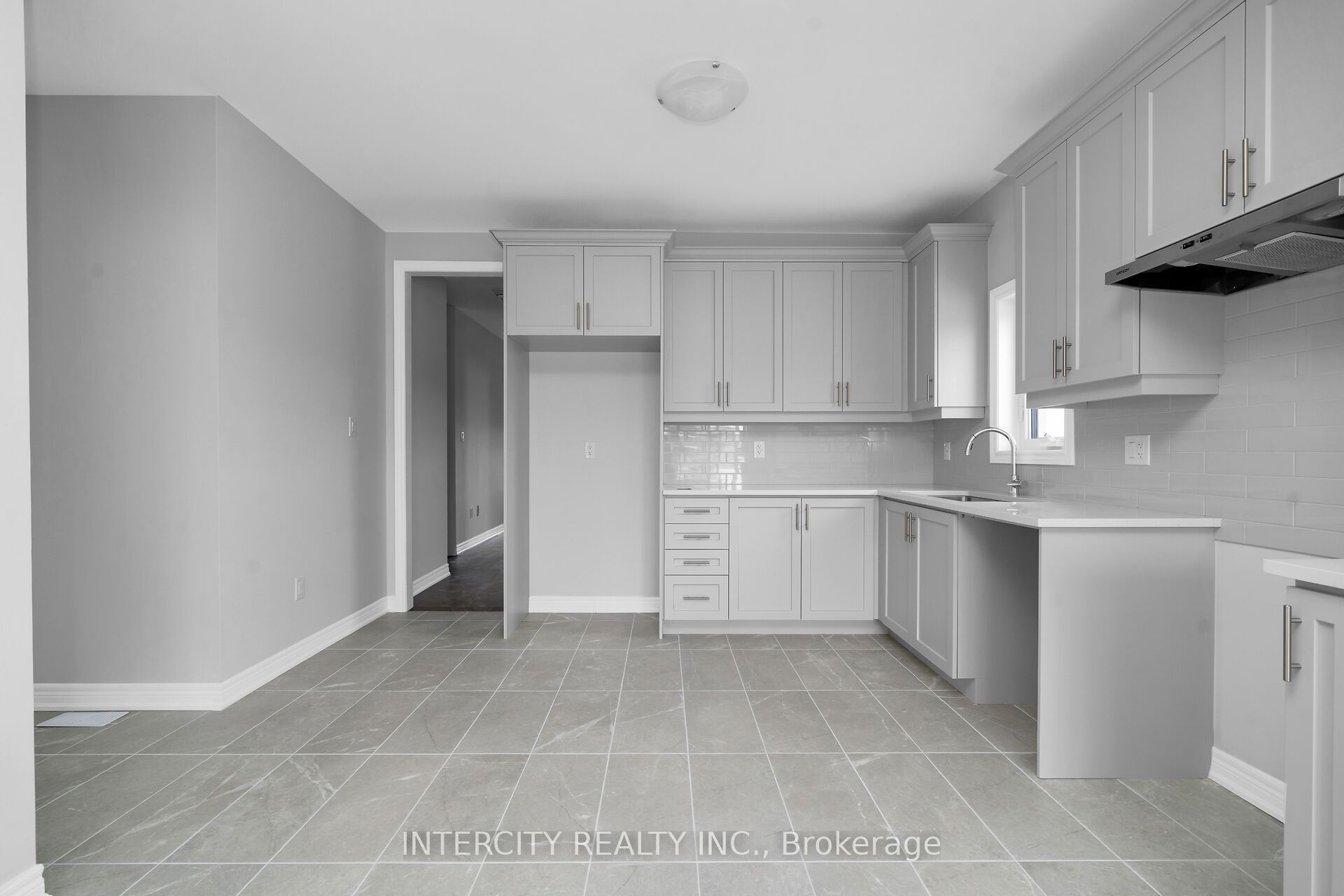 Blk 6 Sunbird Way Th 26 Property Photo 16