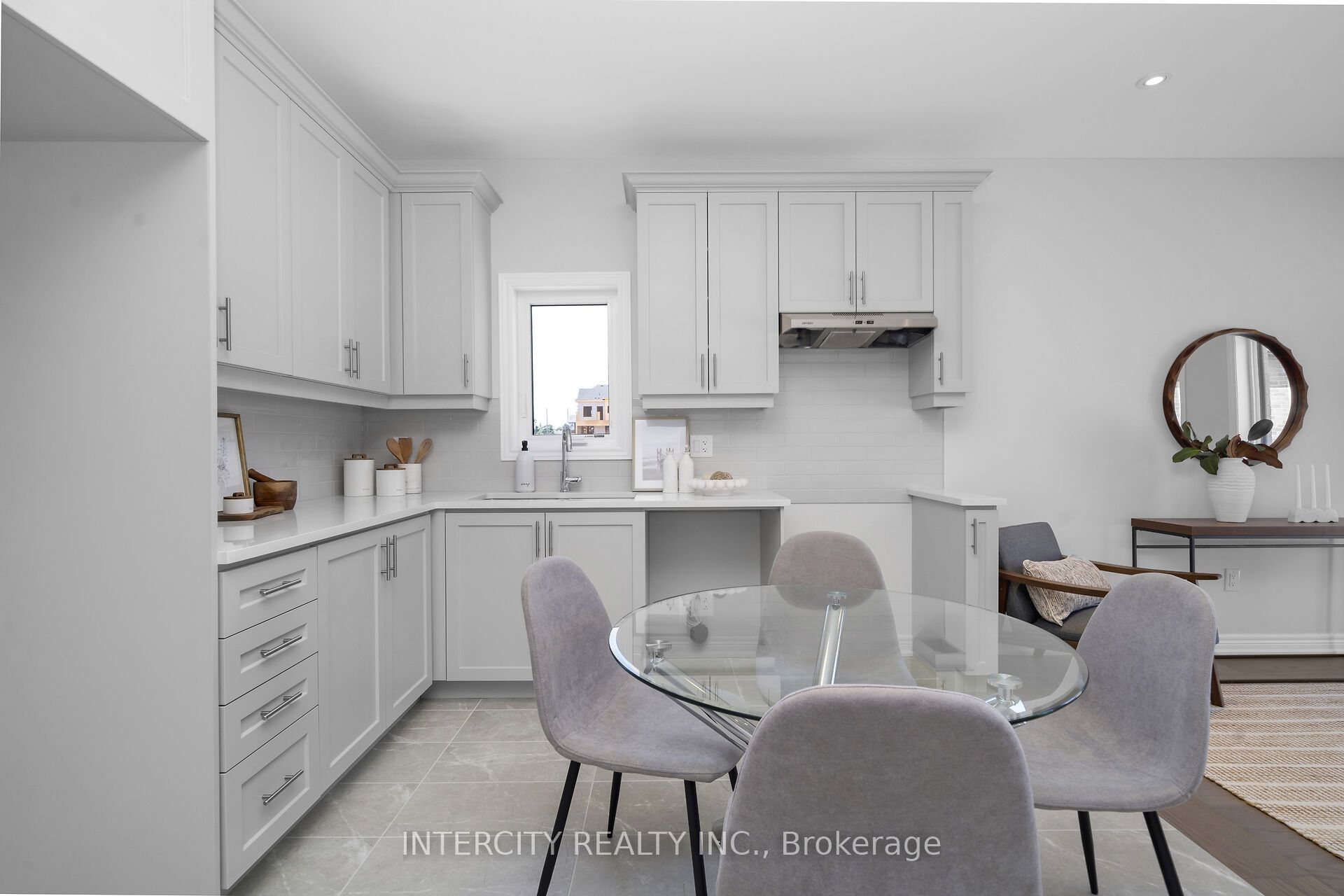 Blk 6 Sunbird Way Th 26 Property Photo 17