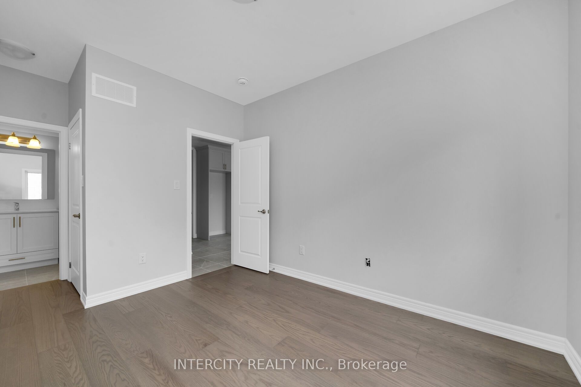 Blk 6 Sunbird Way Th 26 Property Photo 27