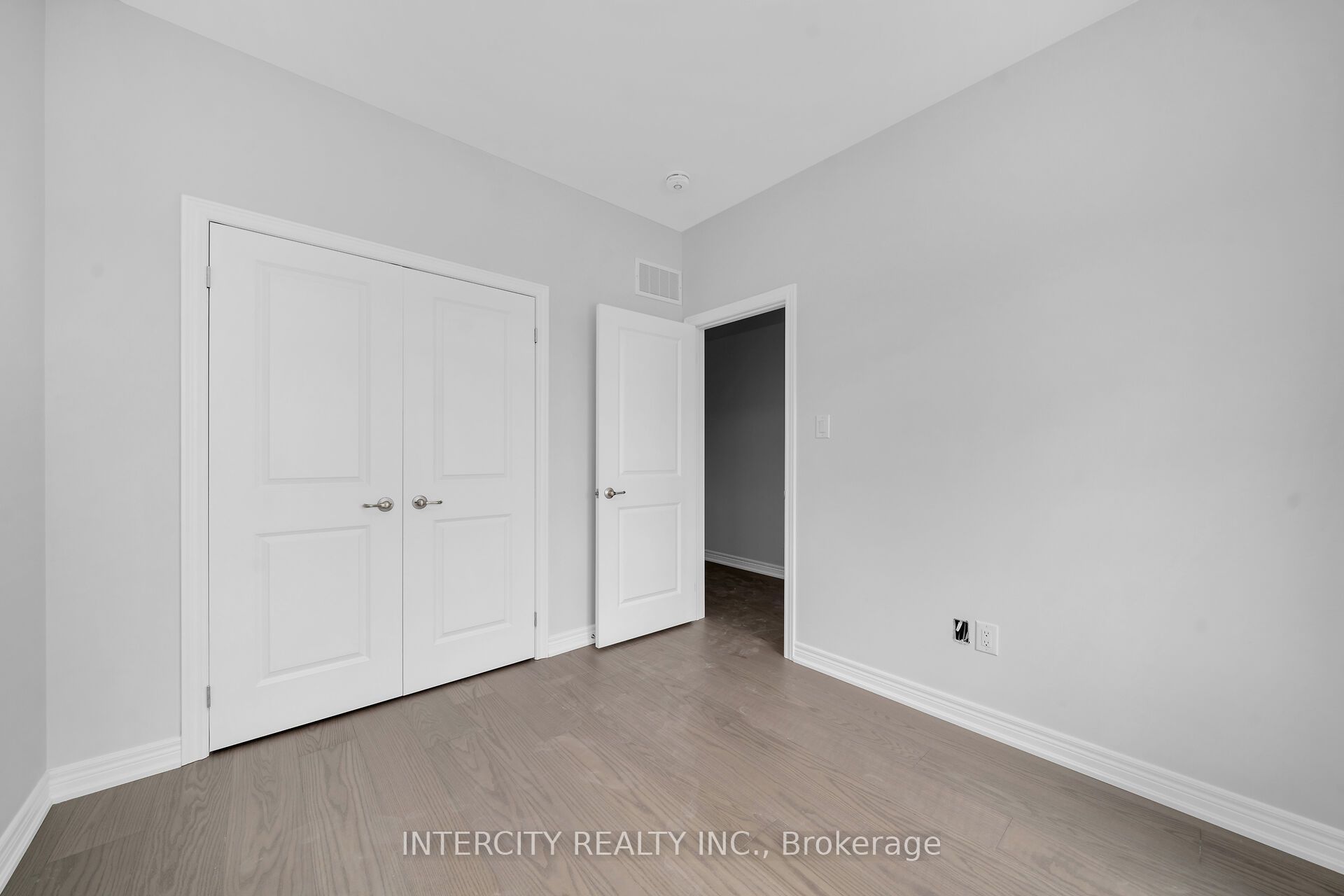 Blk 6 Sunbird Way Th 26 Property Photo 33