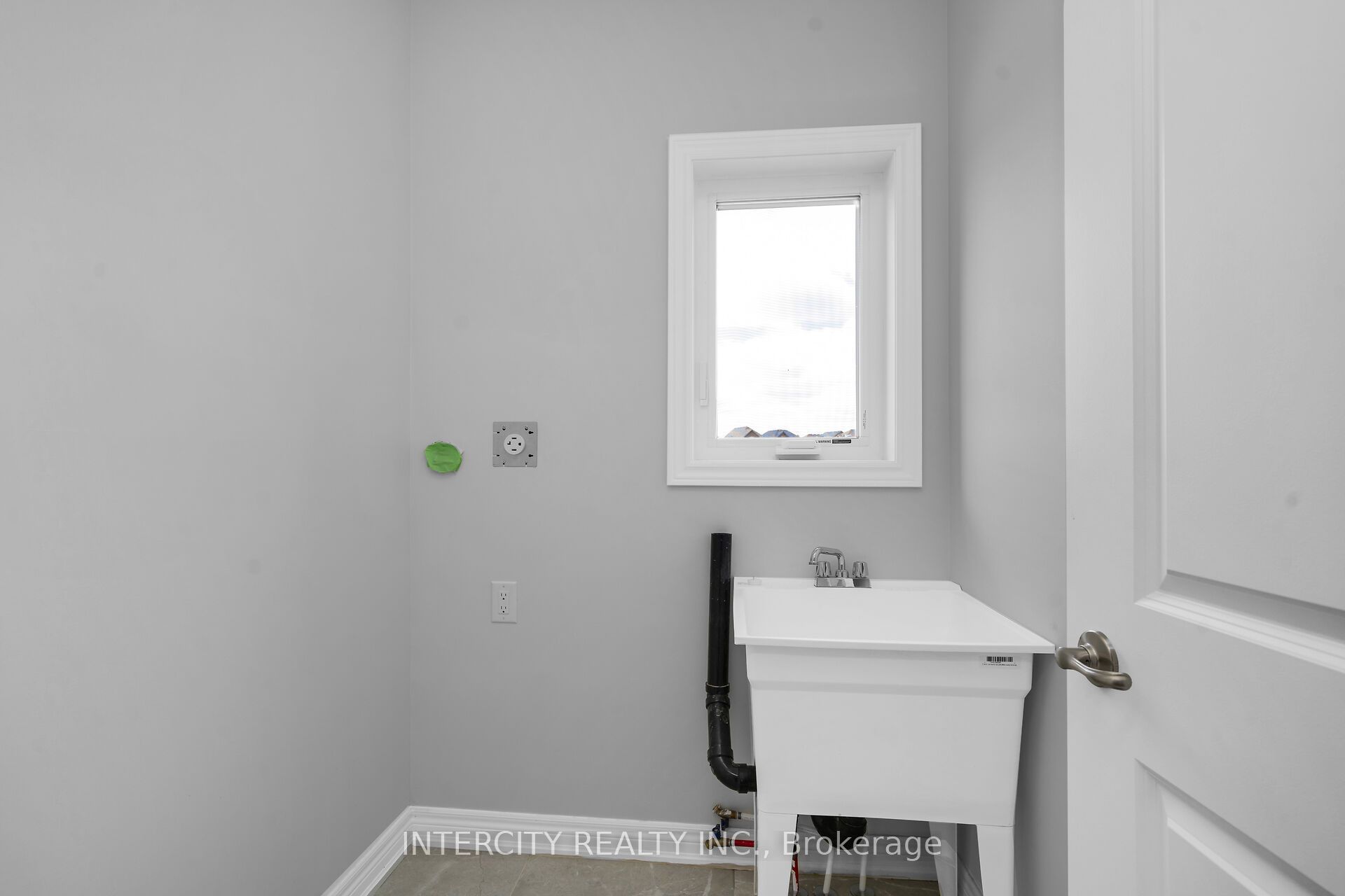 Blk 6 Sunbird Way Th 26 Property Photo 39